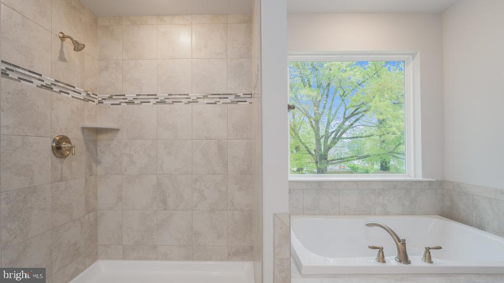 RUNNEYMEDE - Residential