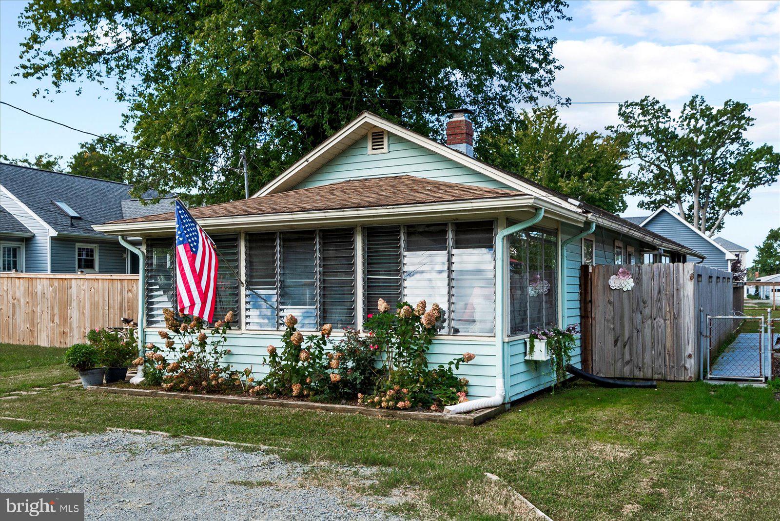 1109 BANCROFT AVENUE