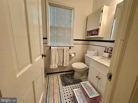 CHEVY CHASE VILLAGE - Residential Lease