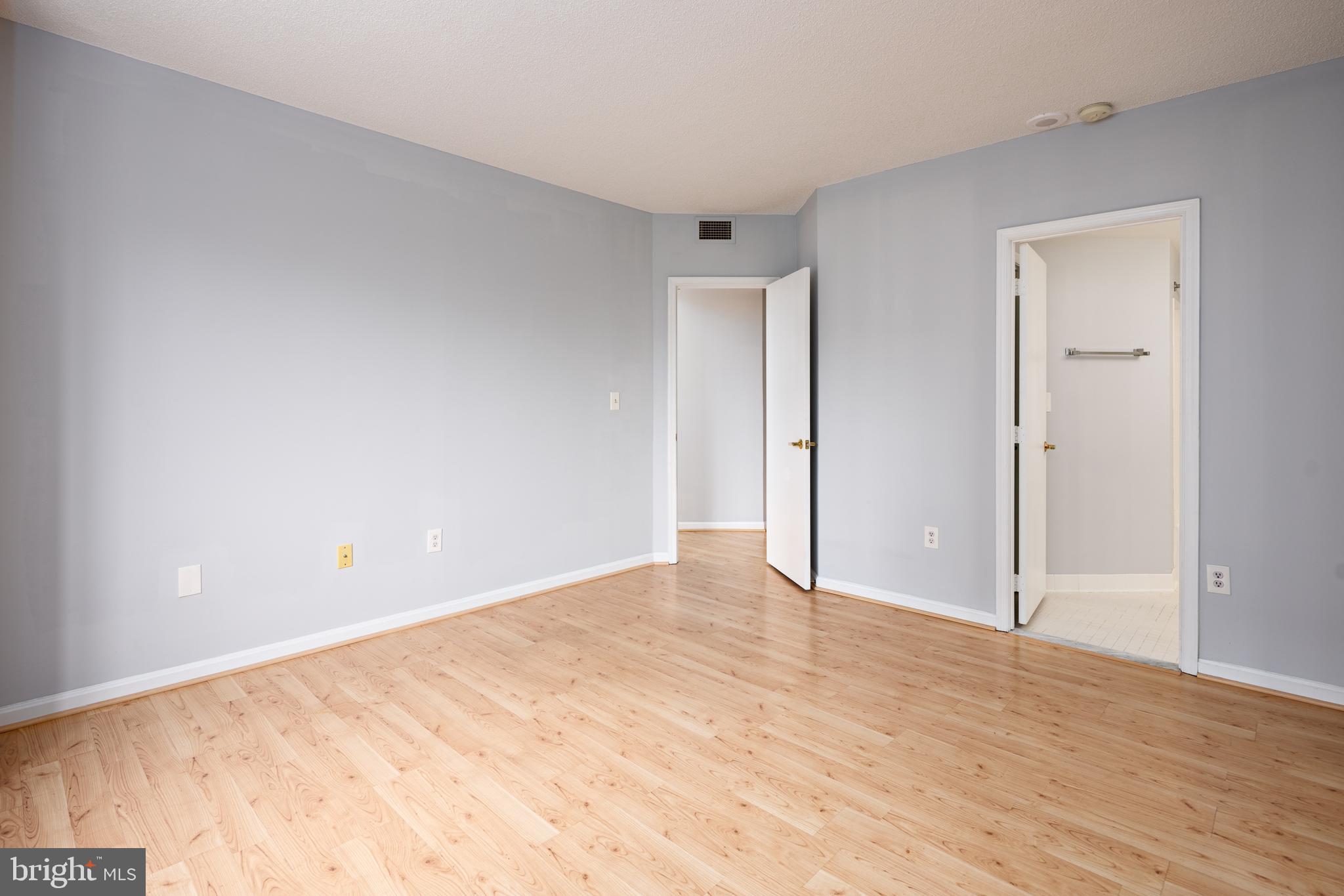 THE VICTORIA CODM - Residential