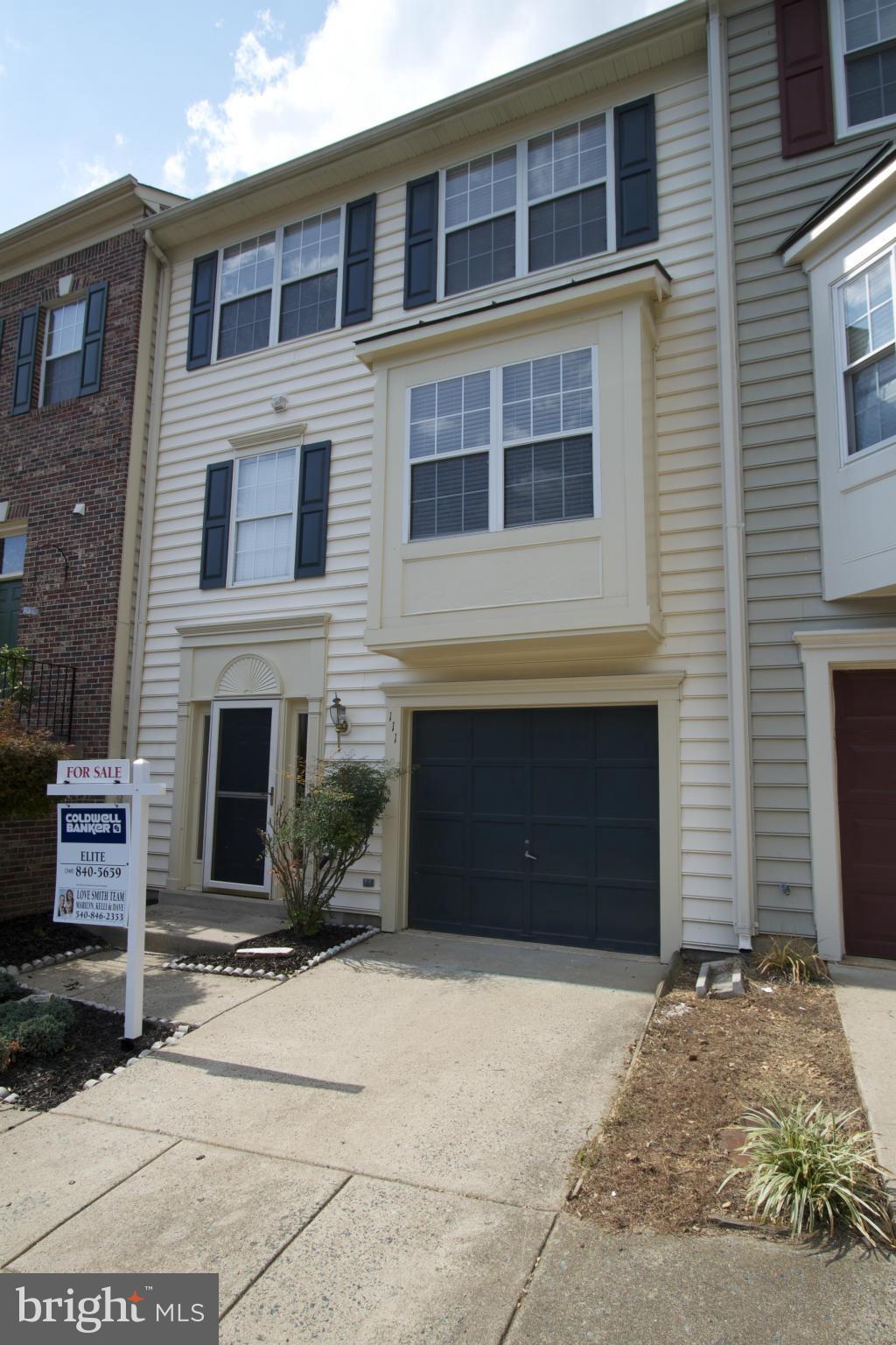 THE TOWNES OF PARK RIDGE - Residential