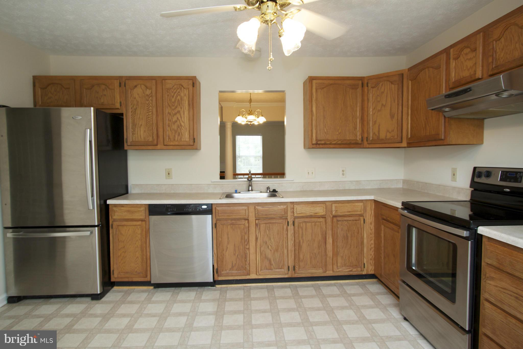 THE TOWNES OF PARK RIDGE - Residential