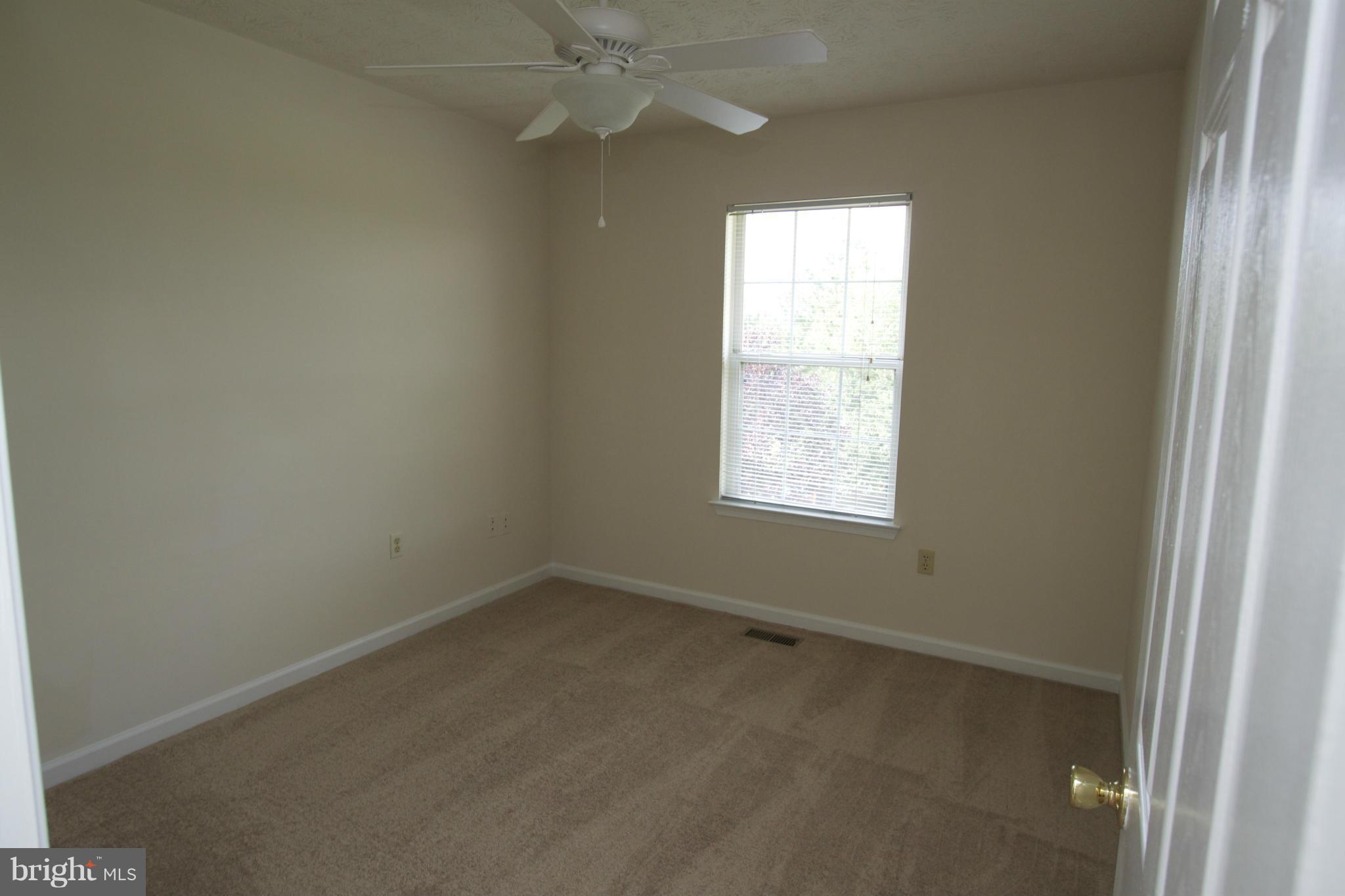 THE TOWNES OF PARK RIDGE - Residential