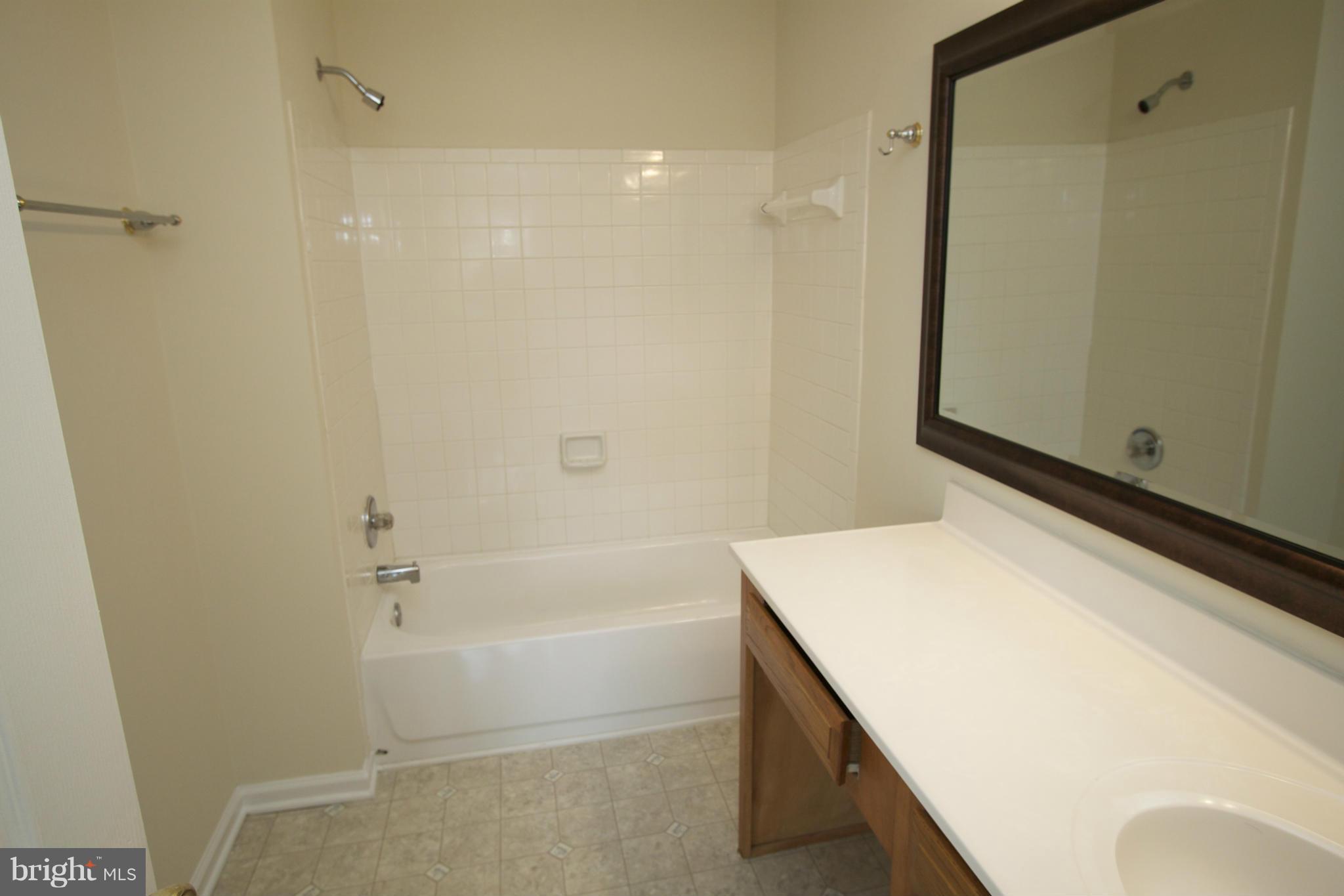 THE TOWNES OF PARK RIDGE - Residential