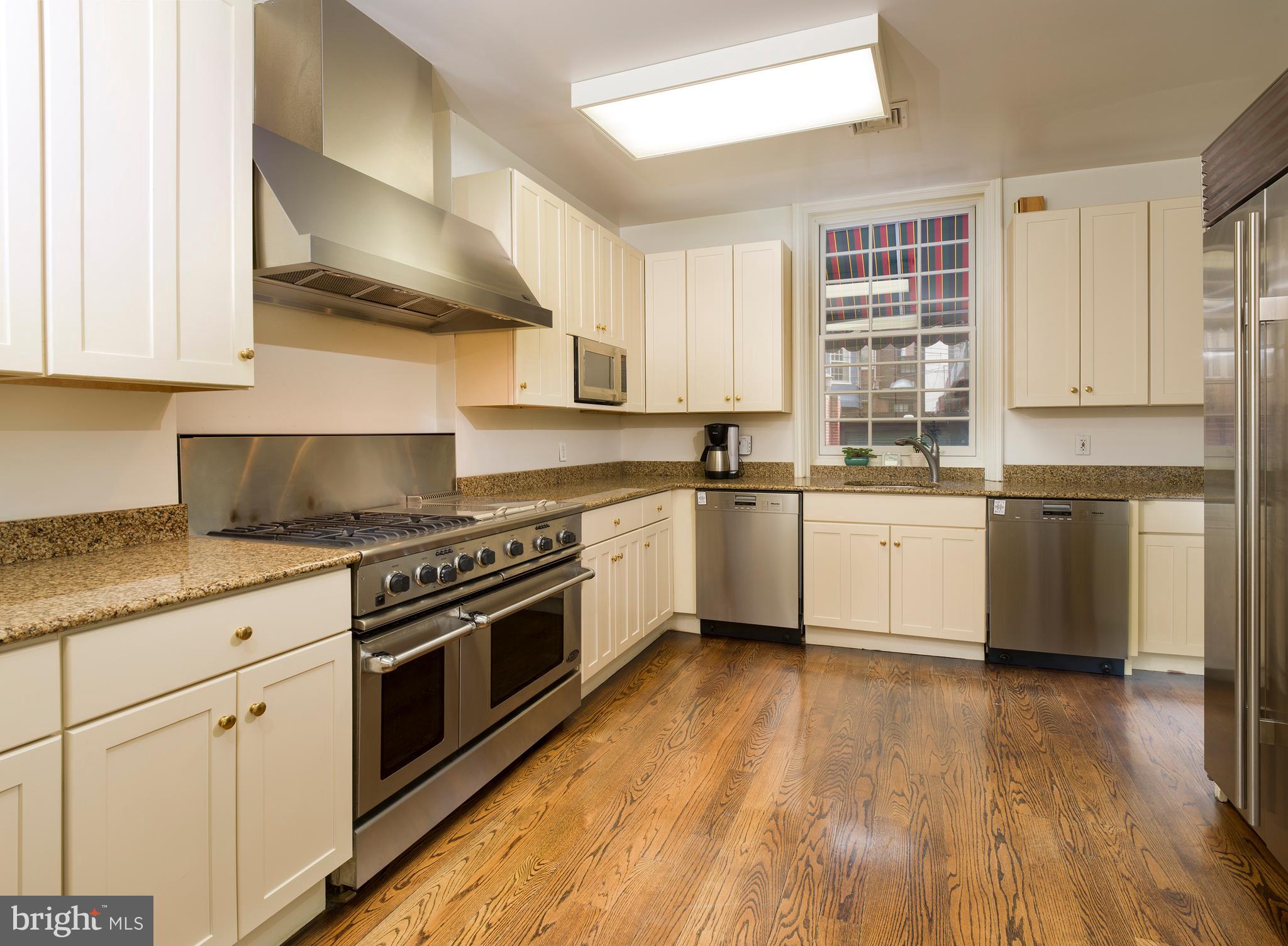 RITTENHOUSE SQUARE - Residential
