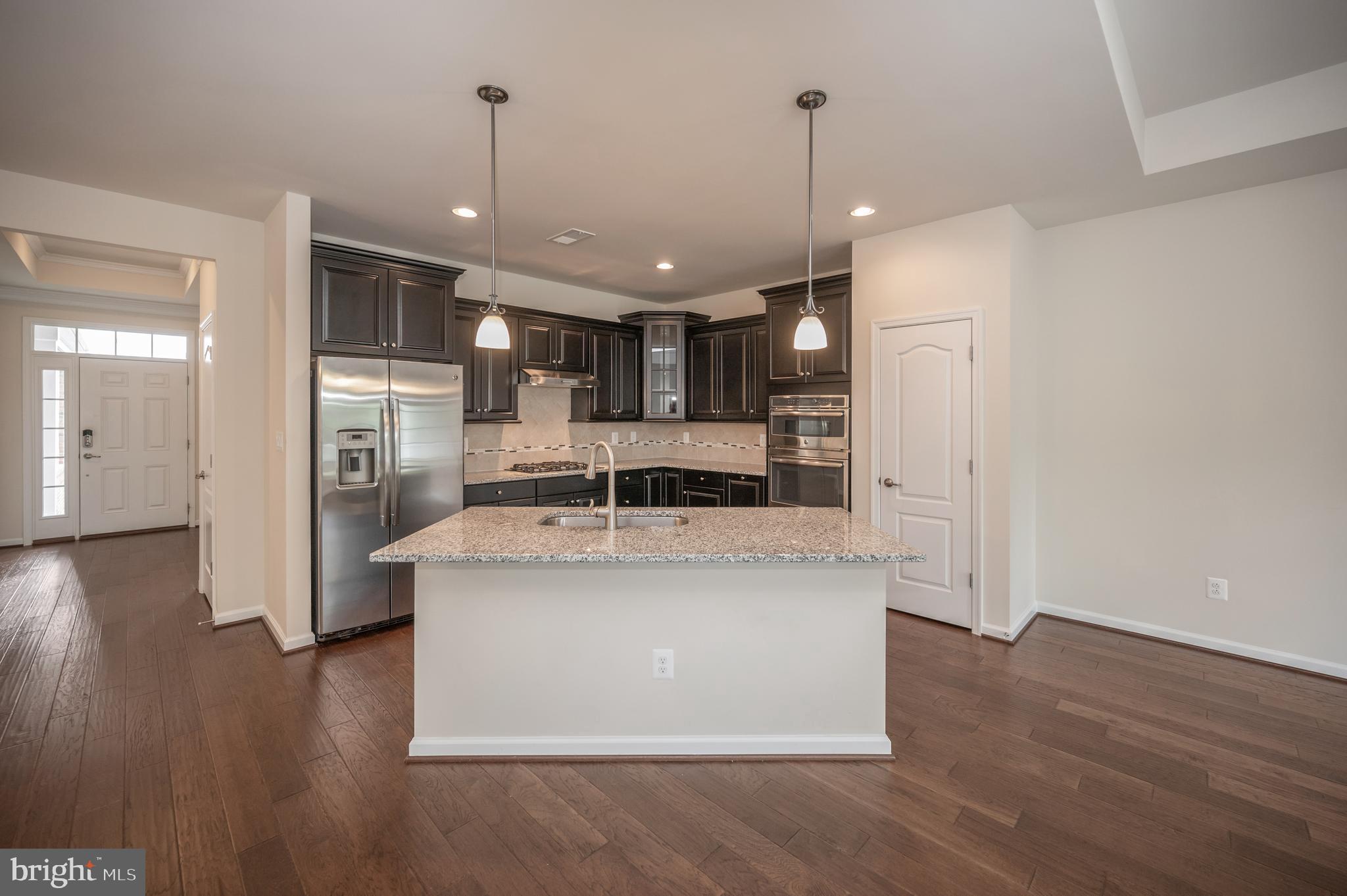 VIRGINIA HERITAGE AT LEE'S PARK - Residential