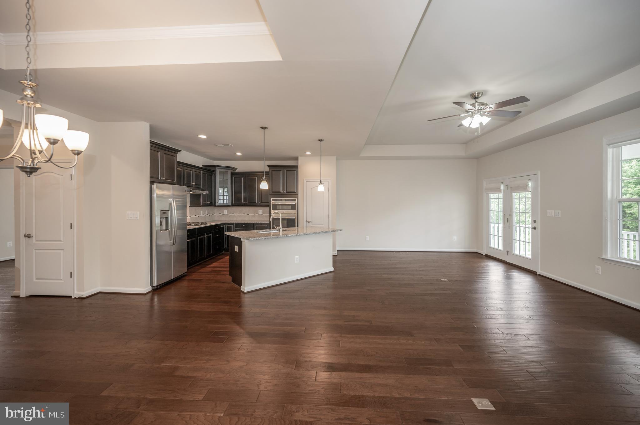 VIRGINIA HERITAGE AT LEE'S PARK - Residential