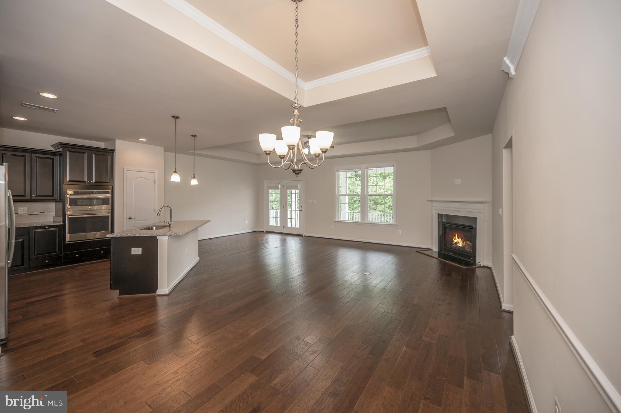 VIRGINIA HERITAGE AT LEE'S PARK - Residential