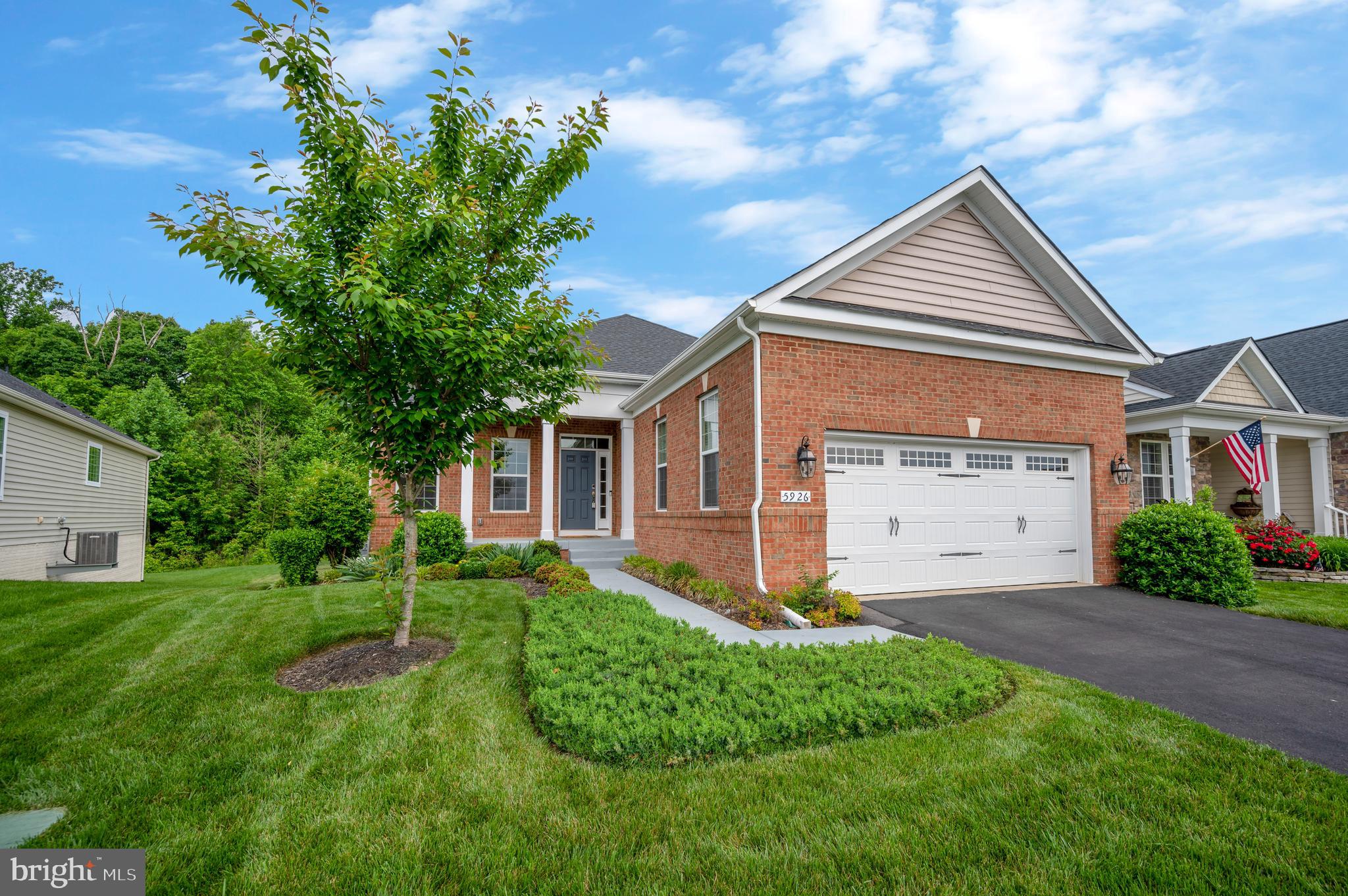 VIRGINIA HERITAGE AT LEE'S PARK - Residential