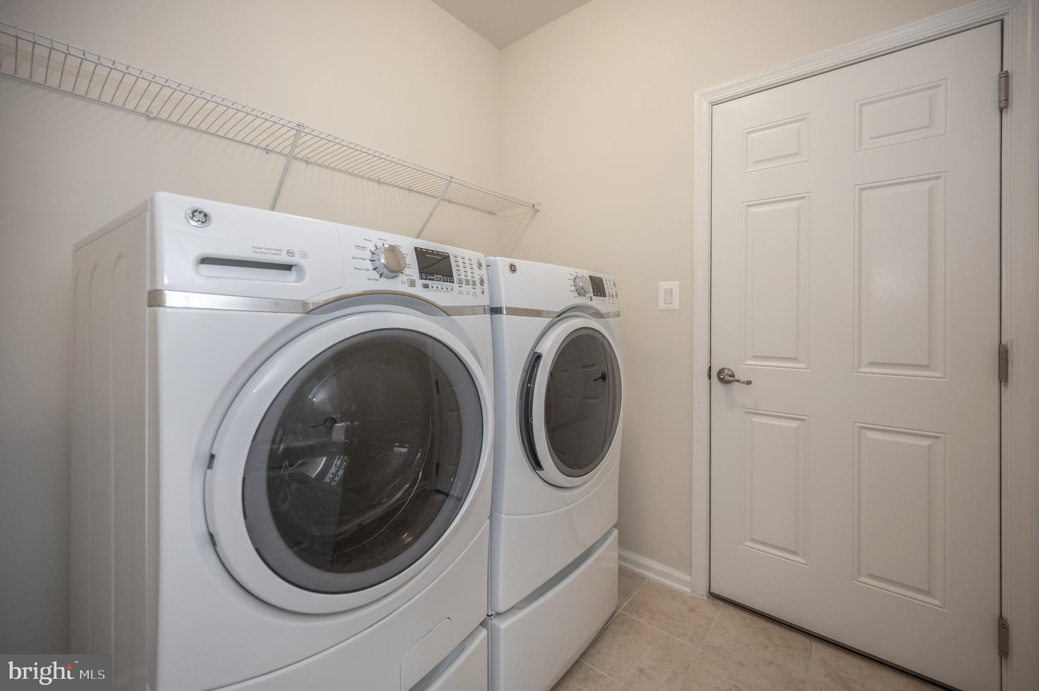 VIRGINIA HERITAGE AT LEE'S PARK - Residential