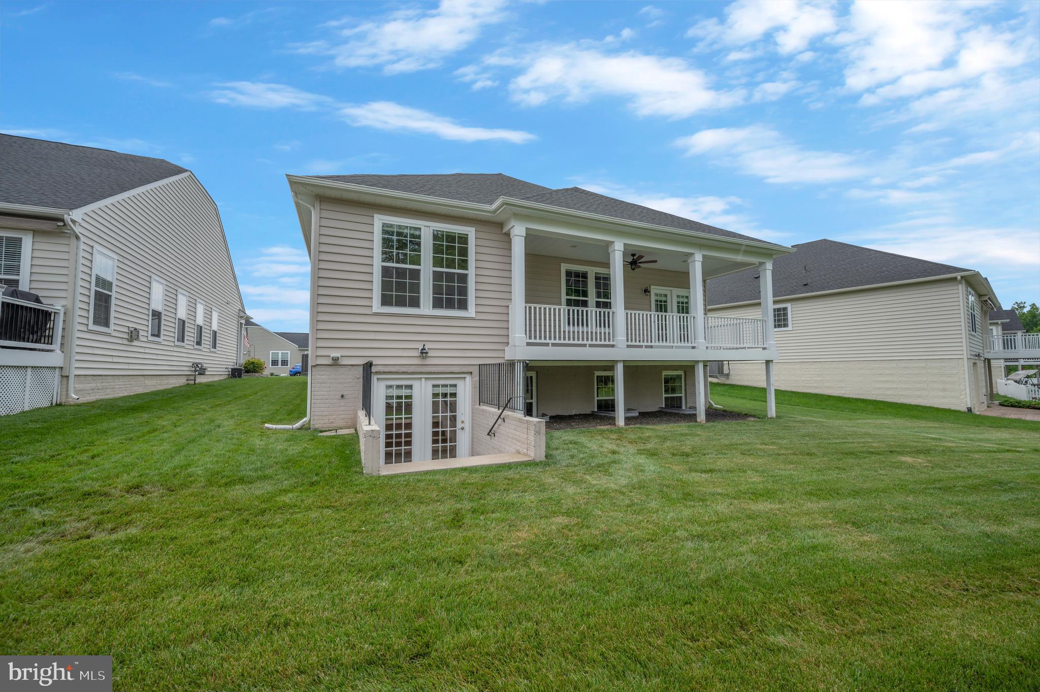 VIRGINIA HERITAGE AT LEE'S PARK - Residential