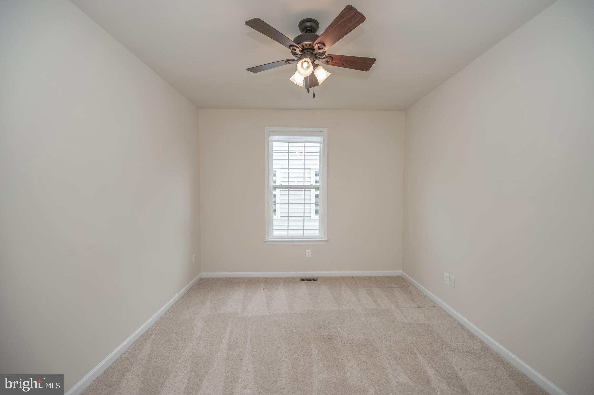 VIRGINIA HERITAGE AT LEE'S PARK - Residential