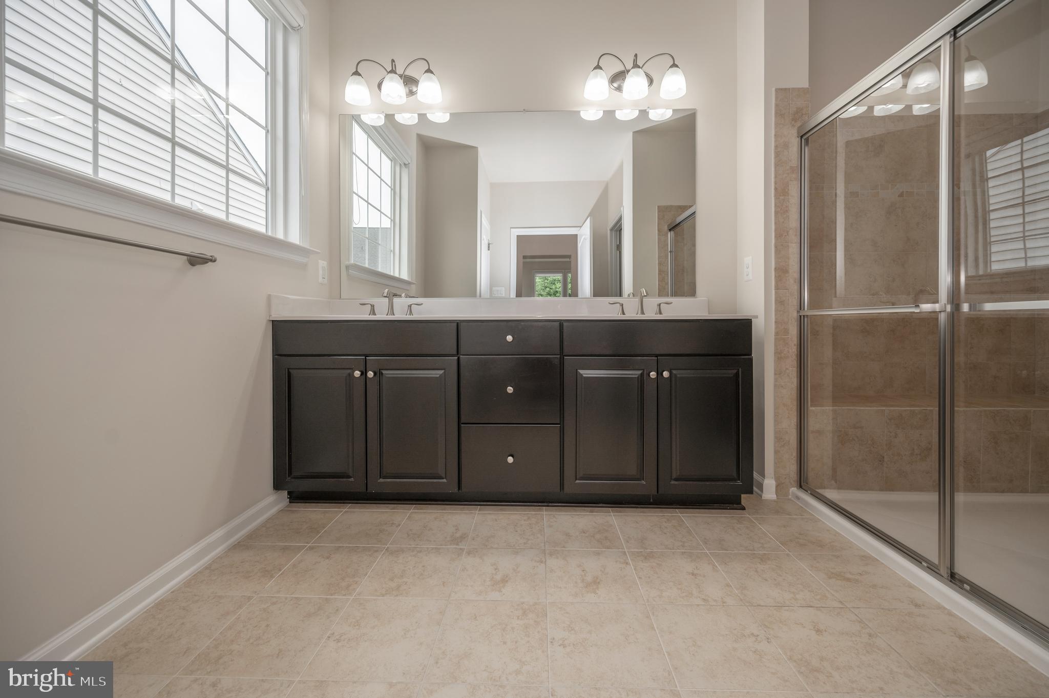 VIRGINIA HERITAGE AT LEE'S PARK - Residential