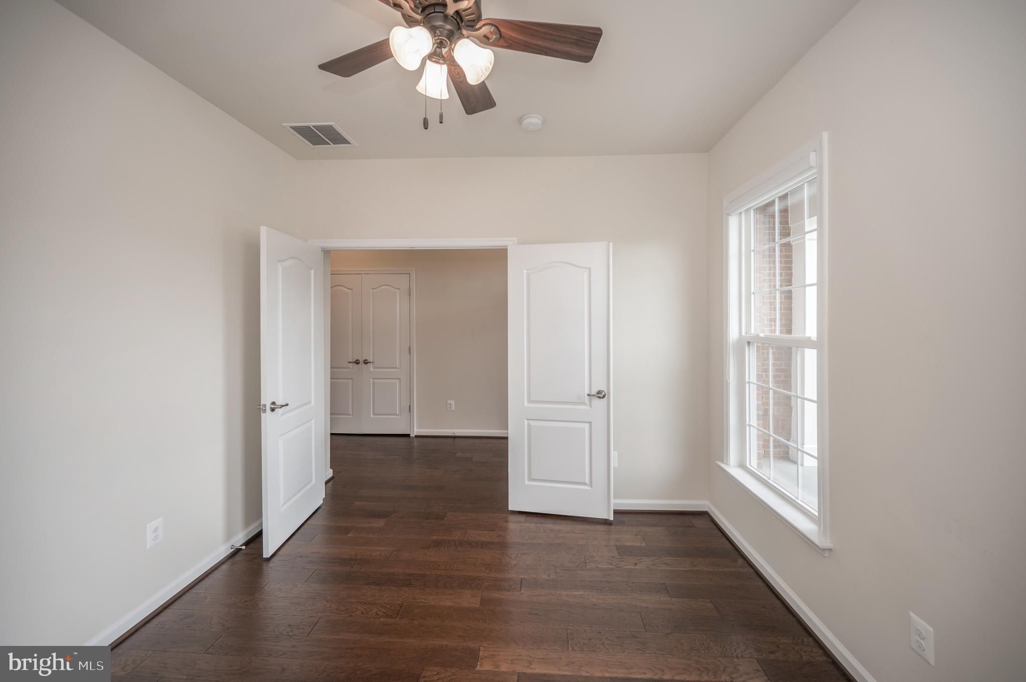 VIRGINIA HERITAGE AT LEE'S PARK - Residential