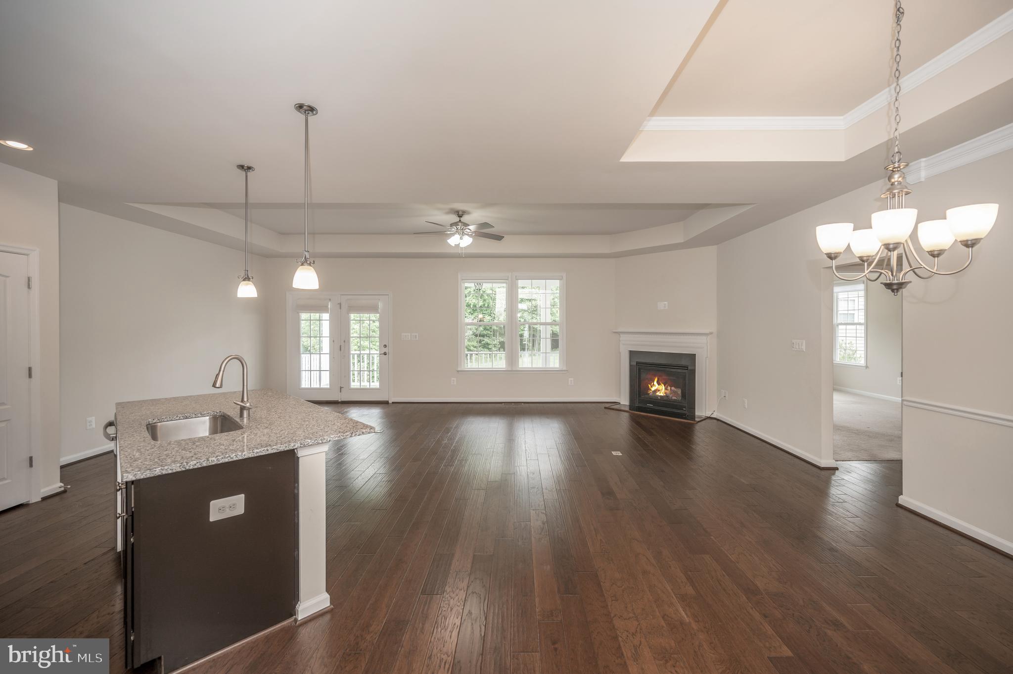 VIRGINIA HERITAGE AT LEE'S PARK - Residential