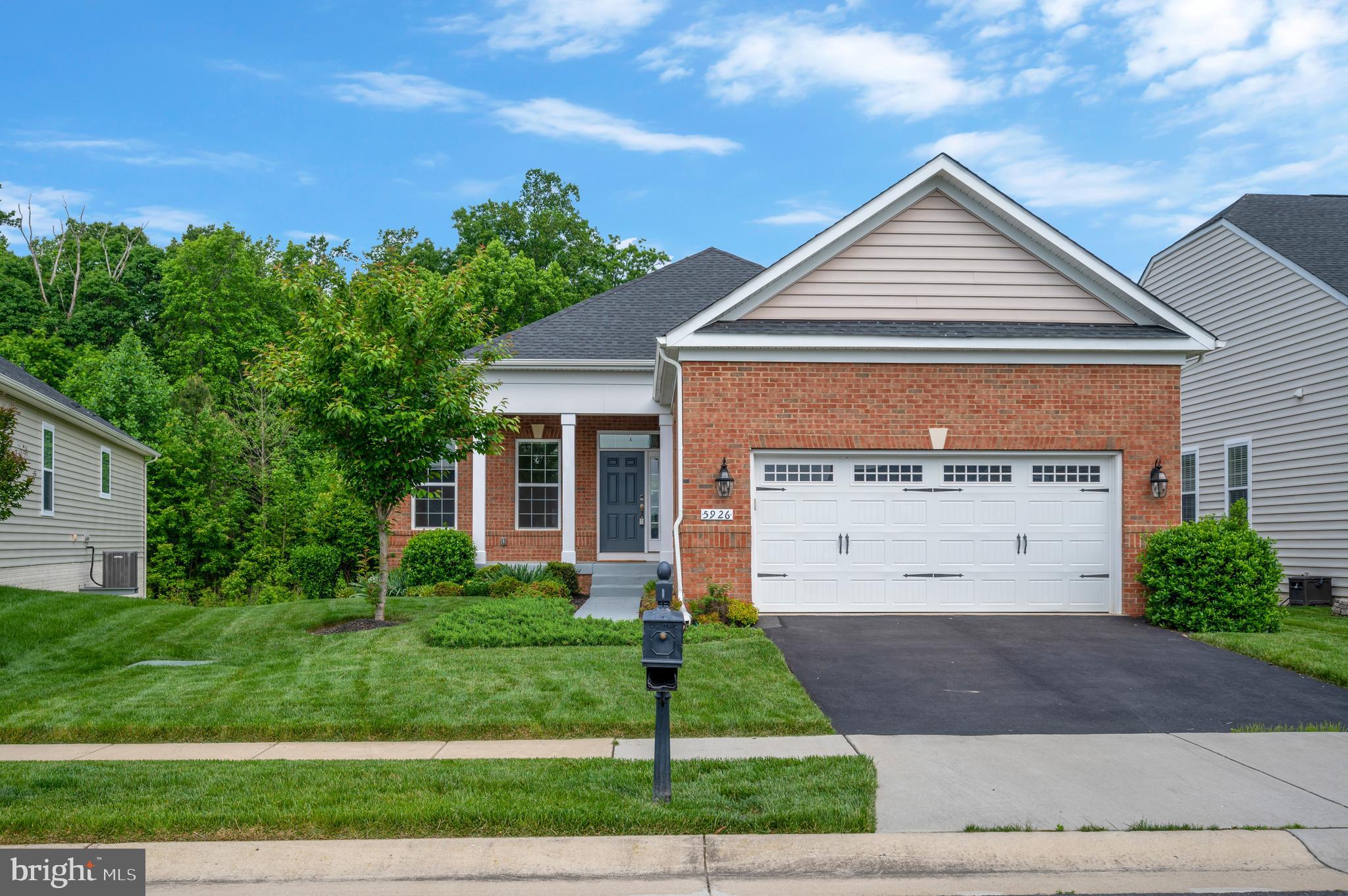 VIRGINIA HERITAGE AT LEE'S PARK - Residential