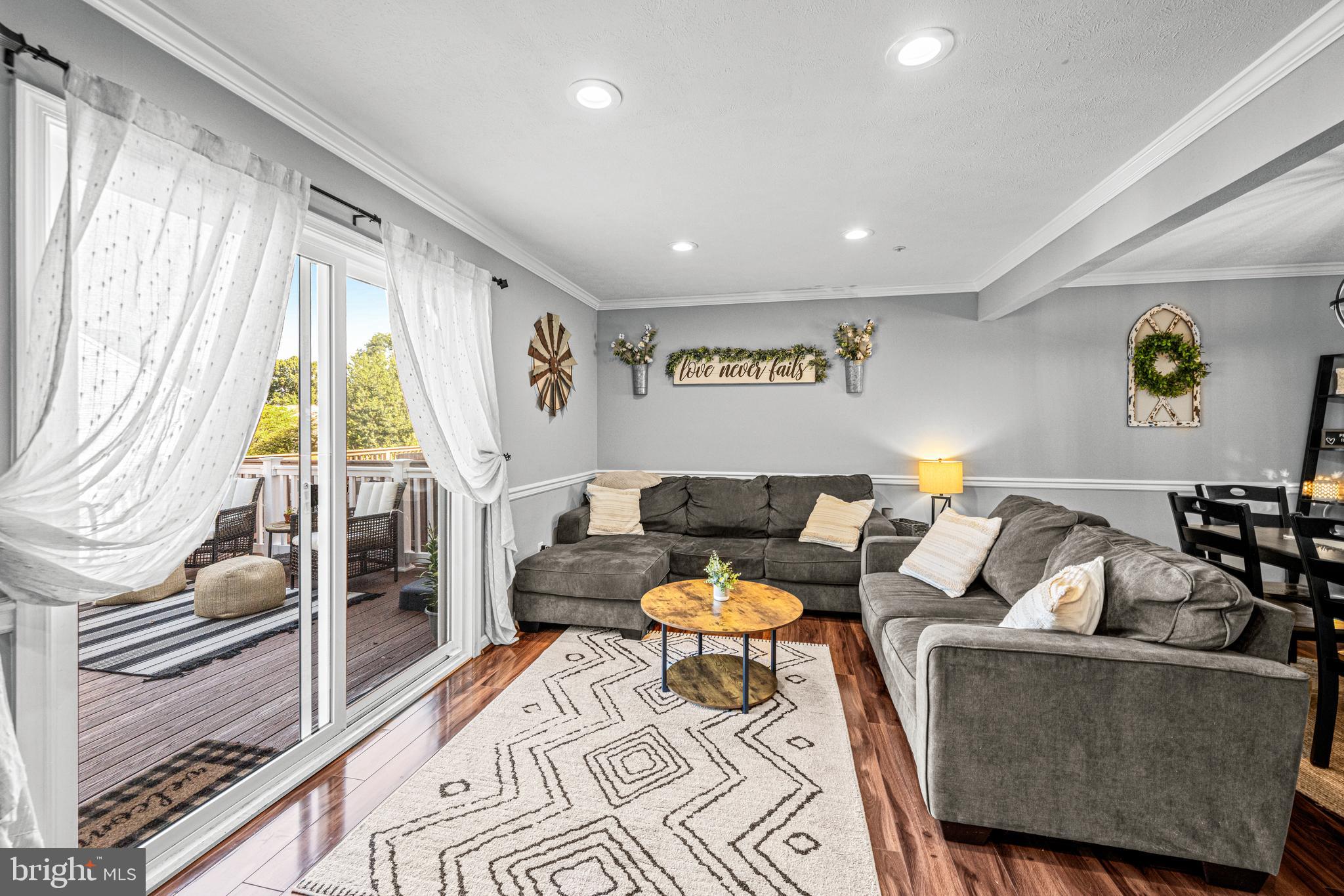 PINEY RIDGE VILLAGE - Residential