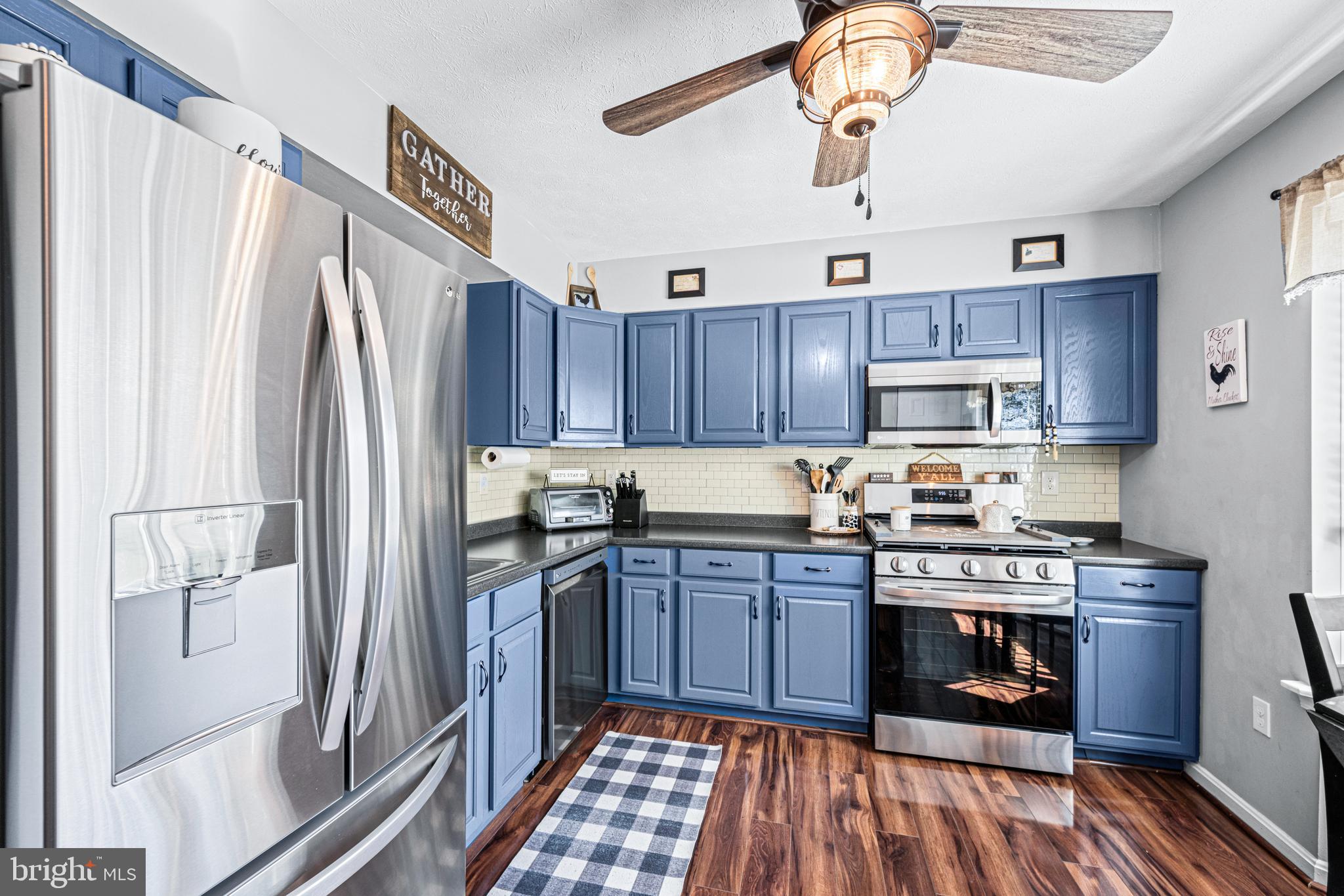 PINEY RIDGE VILLAGE - Residential