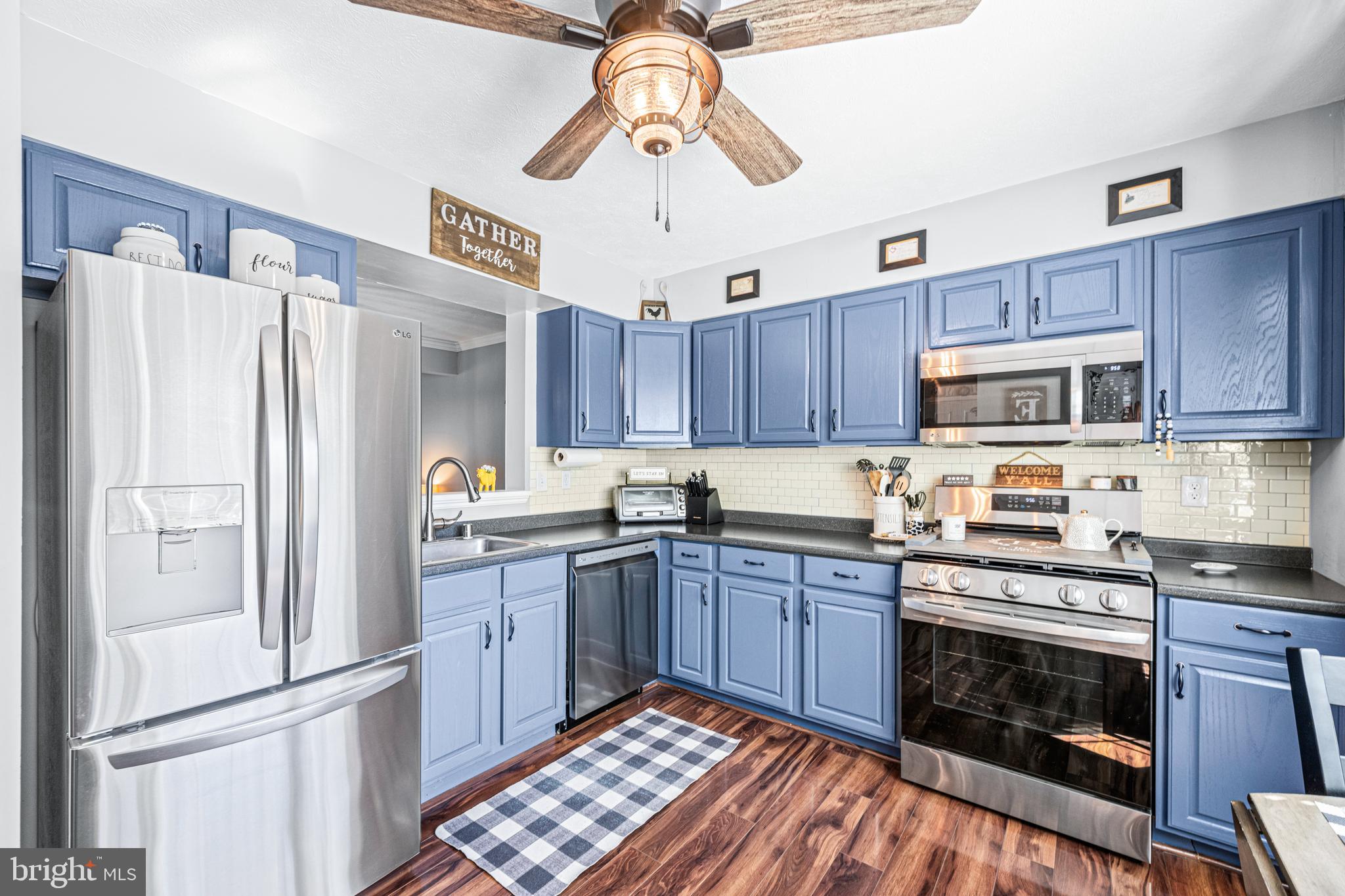 PINEY RIDGE VILLAGE - Residential