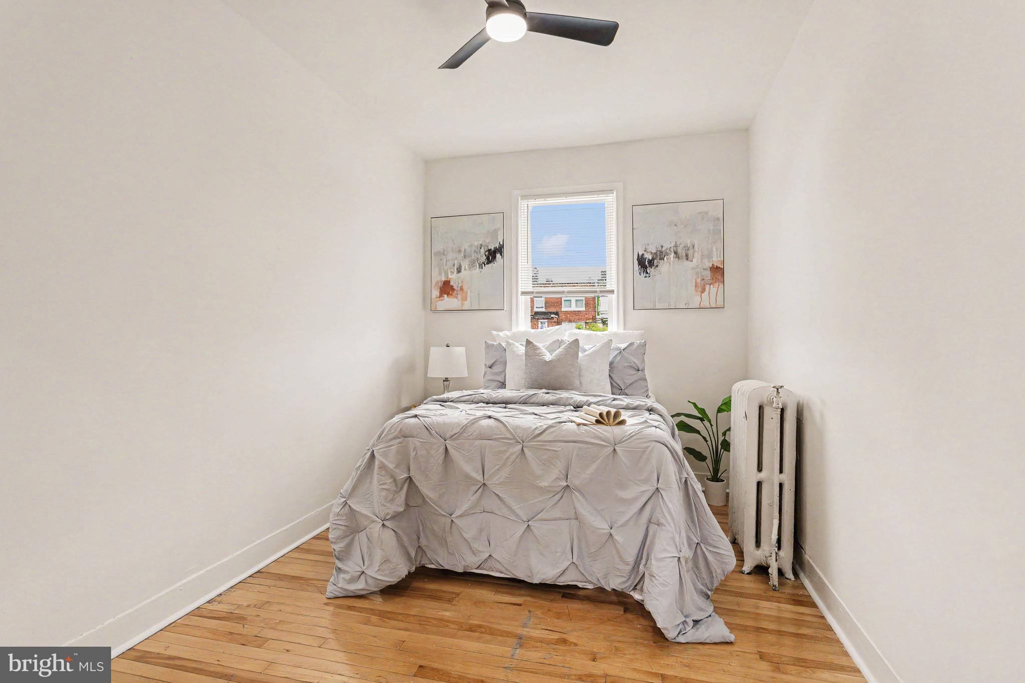 MONTEBELLO - Residential