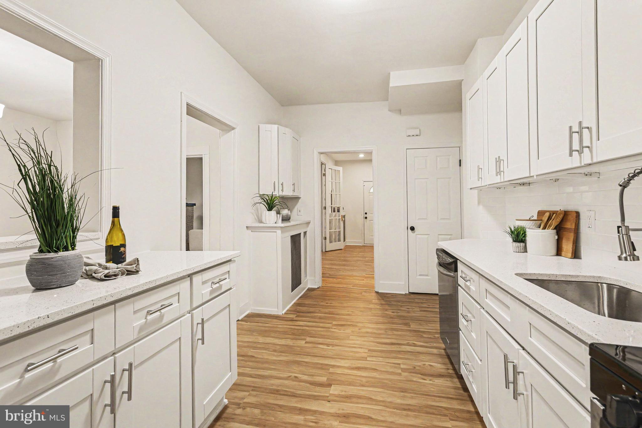 MONTEBELLO - Residential