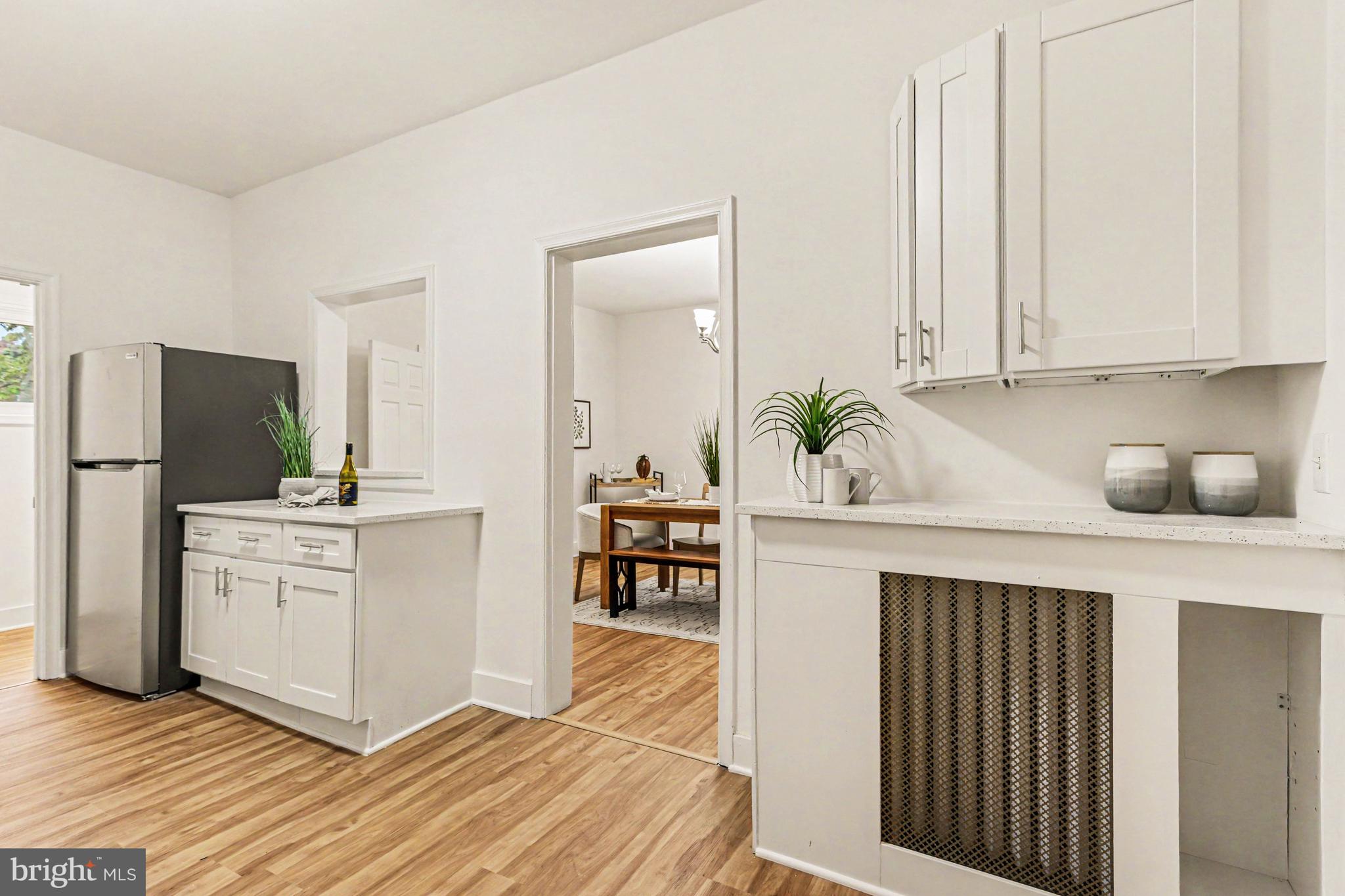 MONTEBELLO - Residential