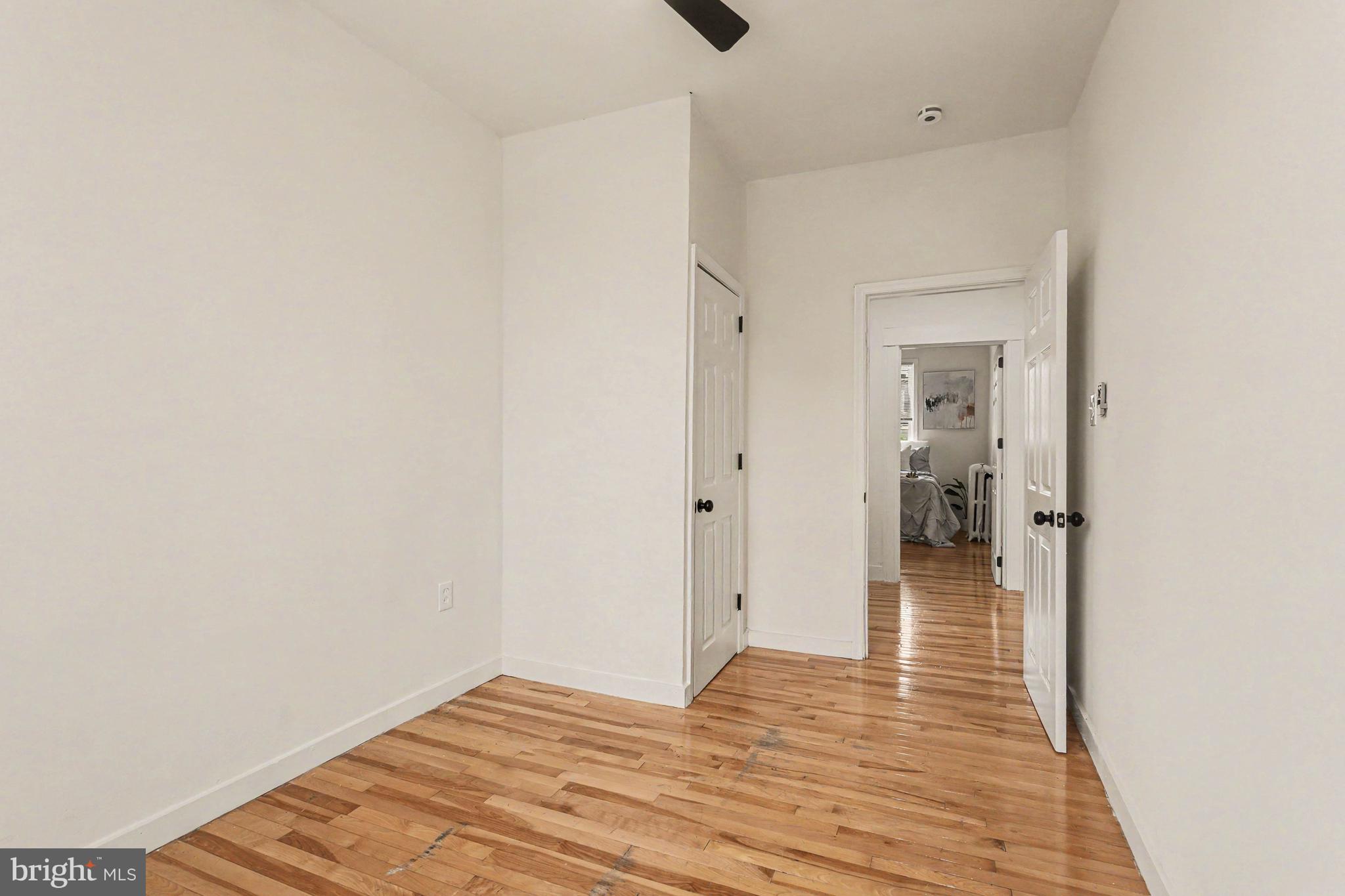 MONTEBELLO - Residential