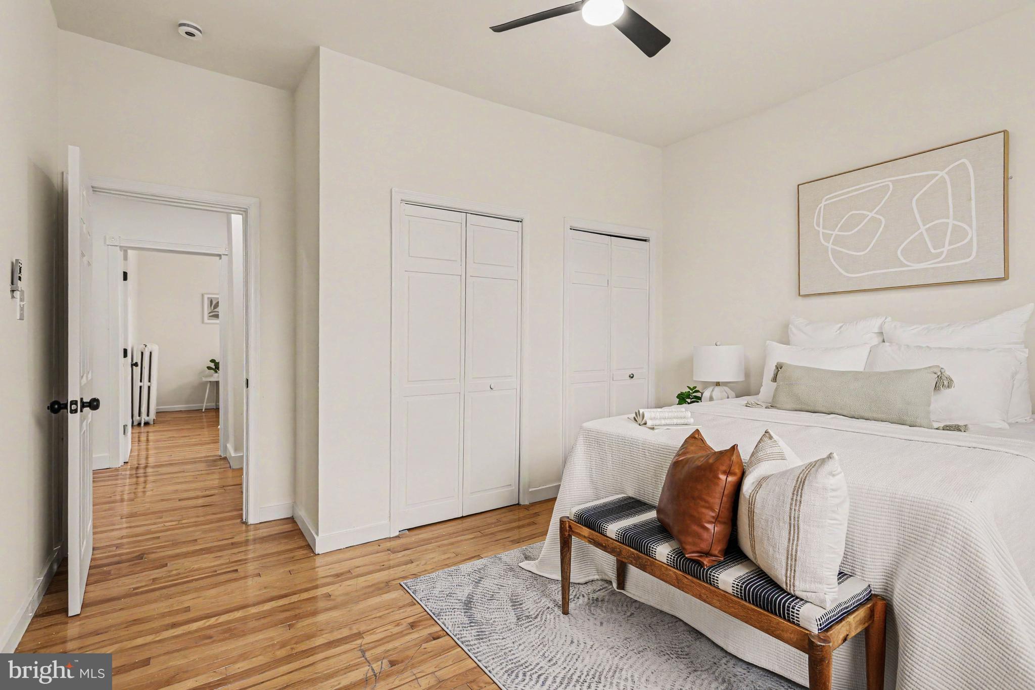MONTEBELLO - Residential