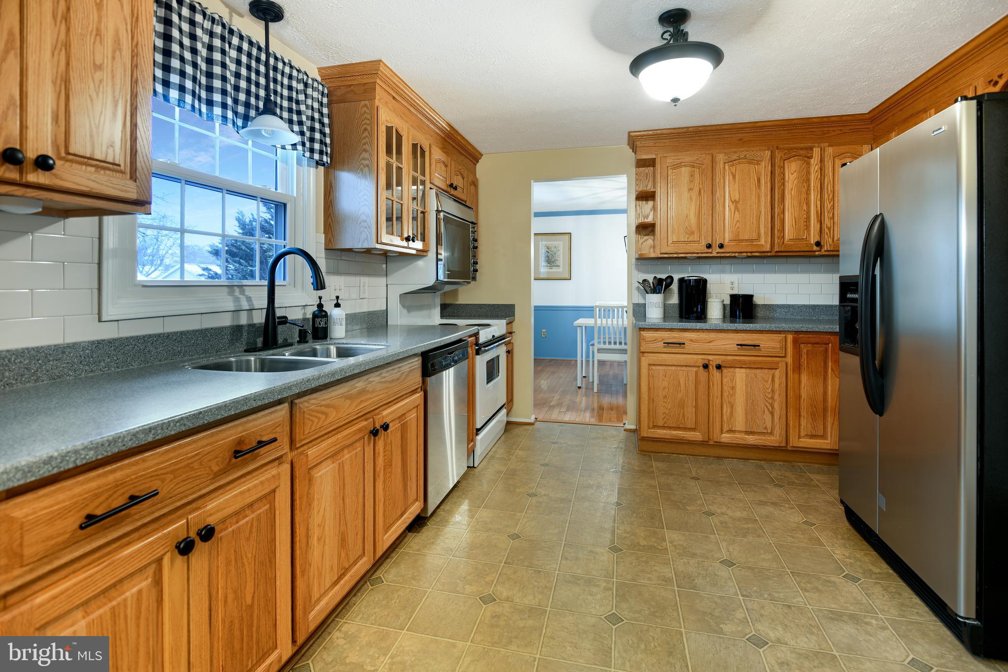 GLADE MANOR - Residential