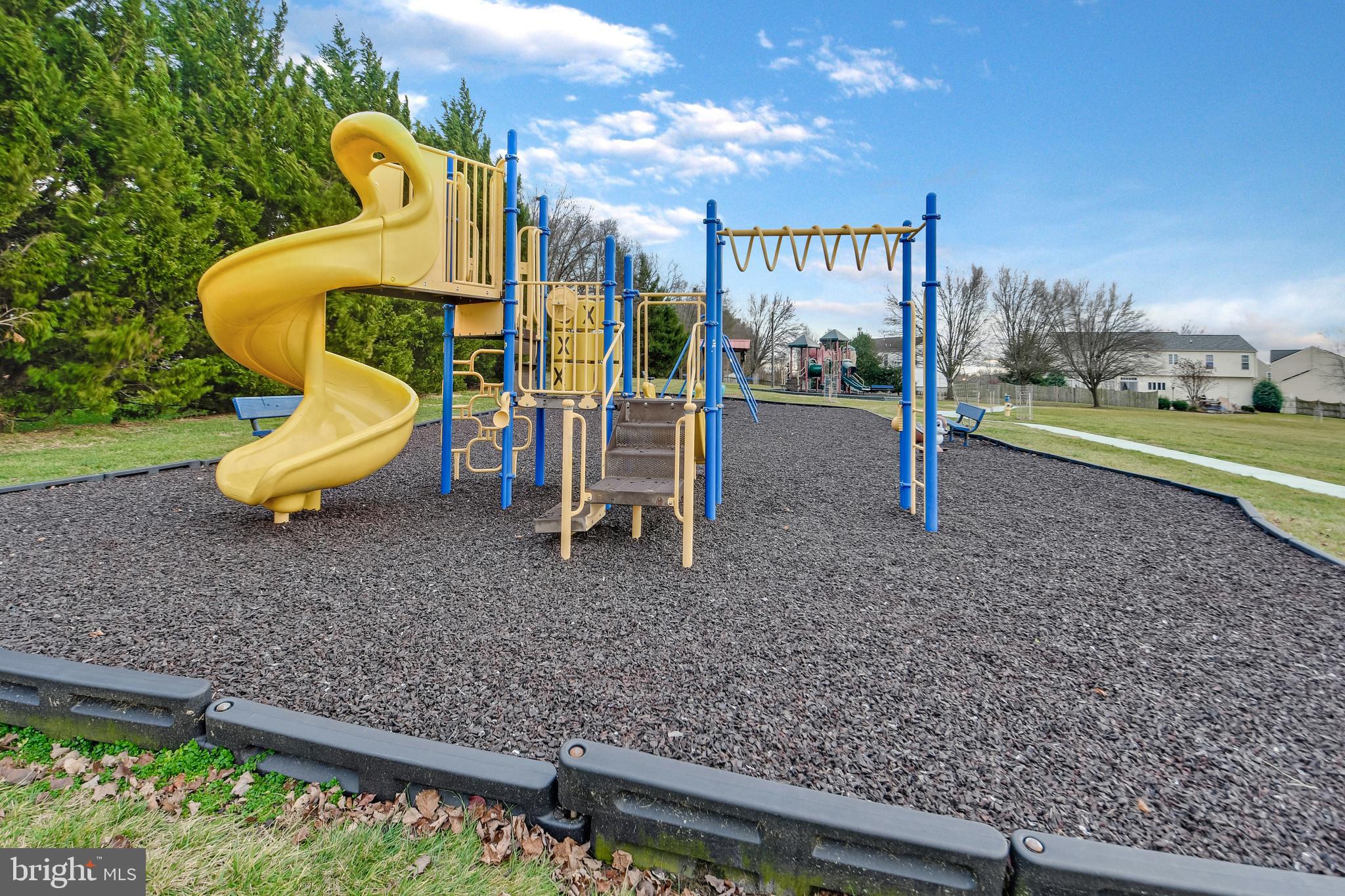 GLADE MANOR - Residential