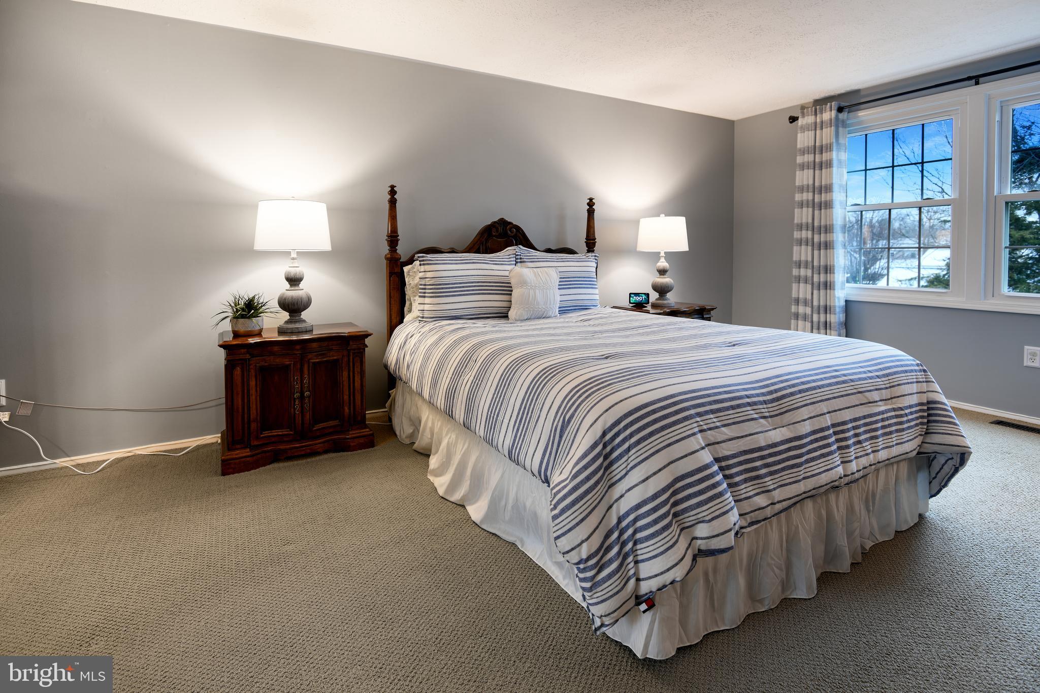 GLADE MANOR - Residential