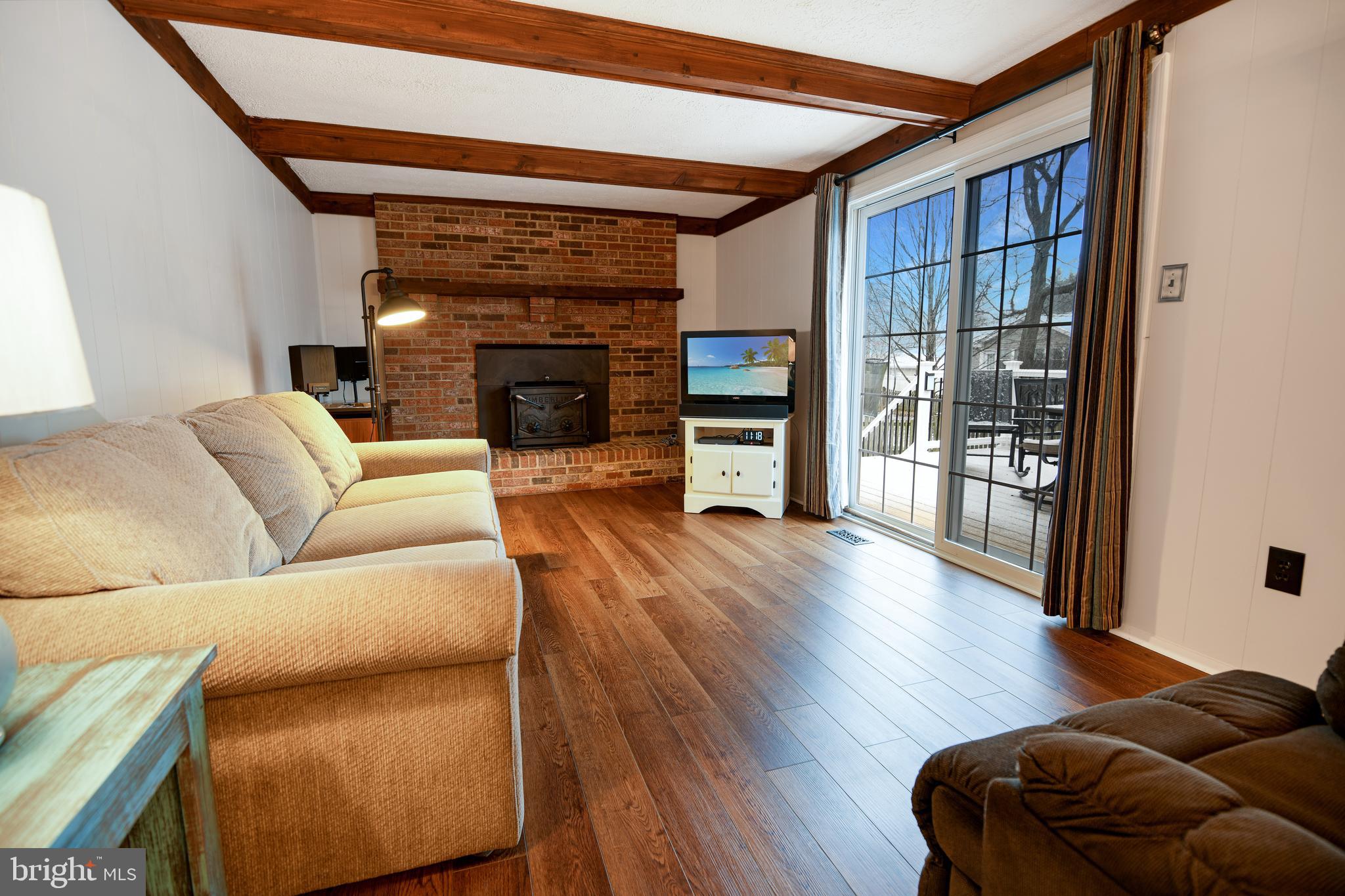 GLADE MANOR - Residential