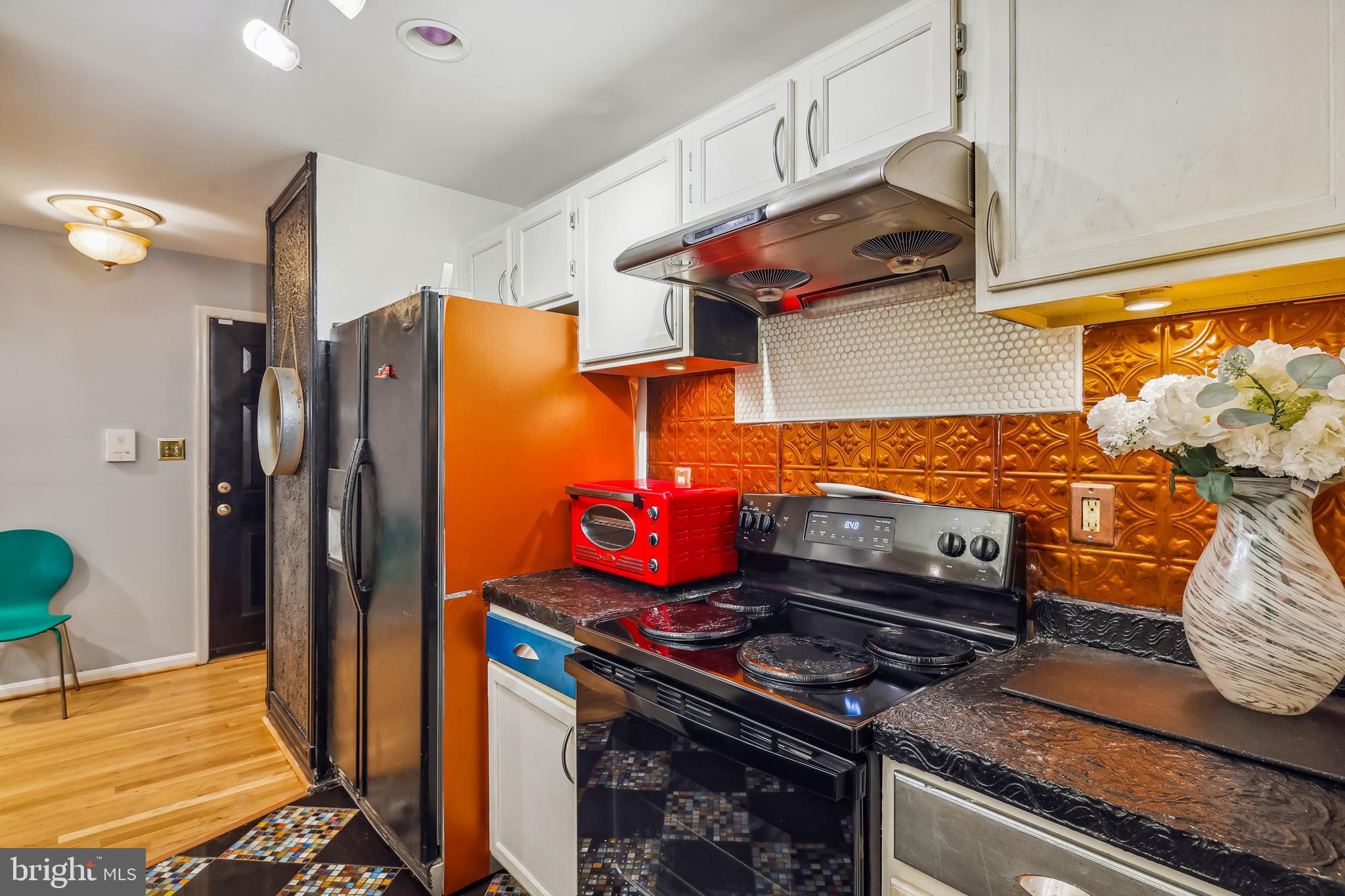 LAKE POINTE AT TOWN CENTER - Residential