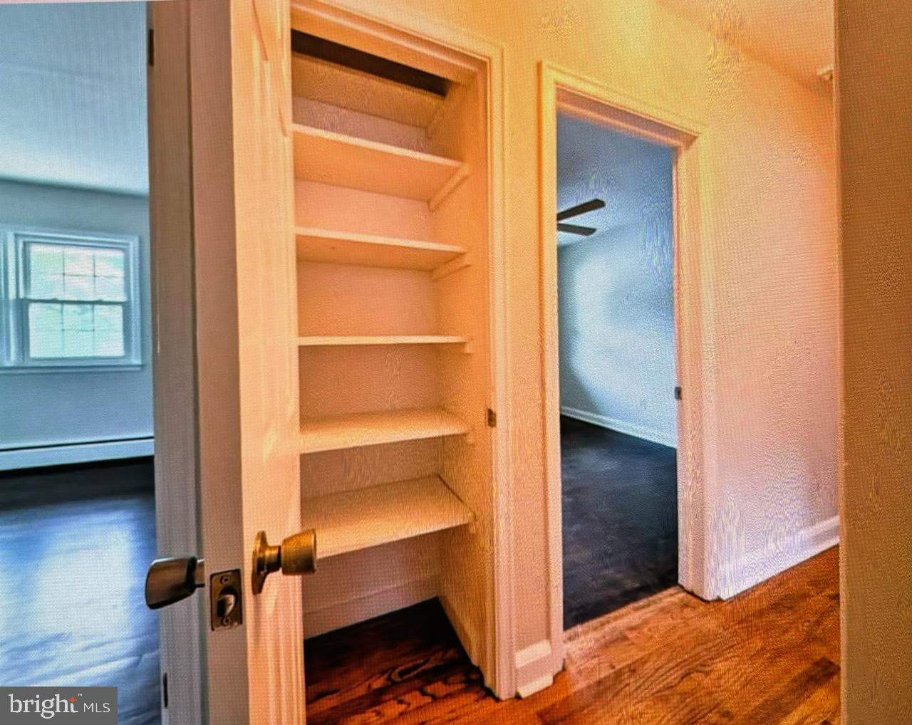 PERRYVILLE - Residential