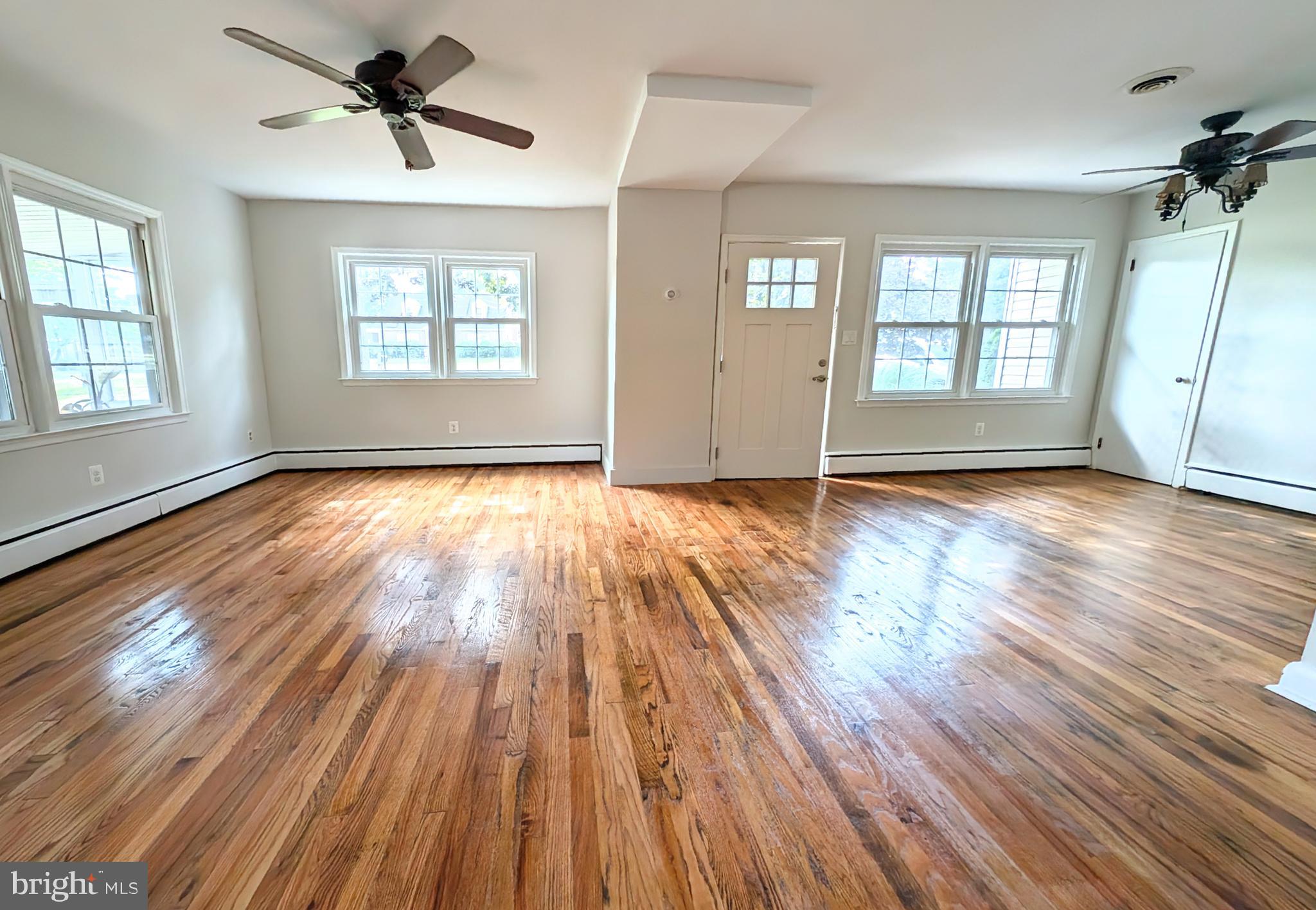 PERRYVILLE - Residential