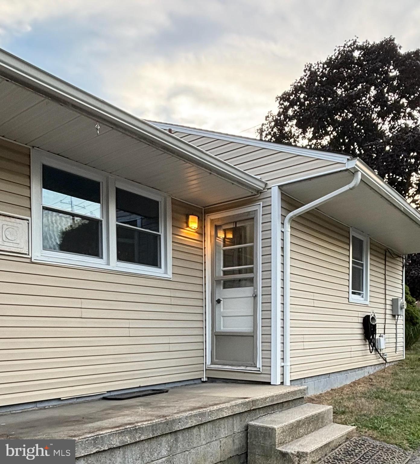 PERRYVILLE - Residential