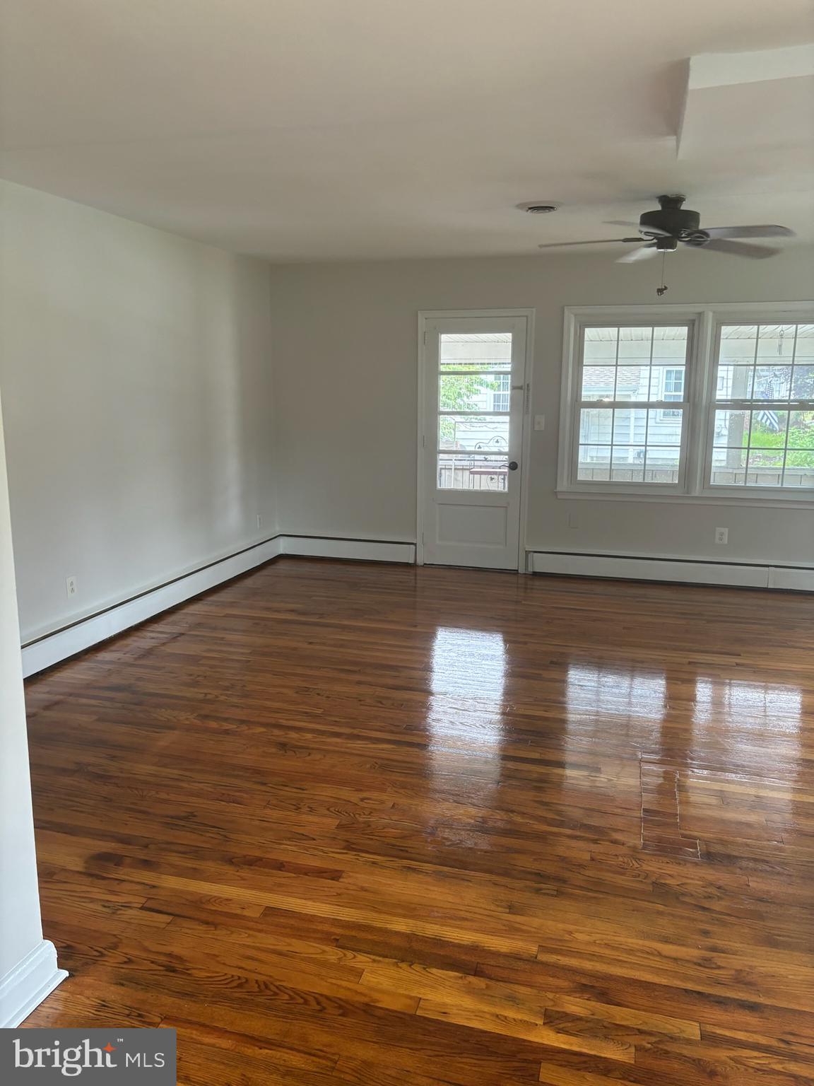 PERRYVILLE - Residential