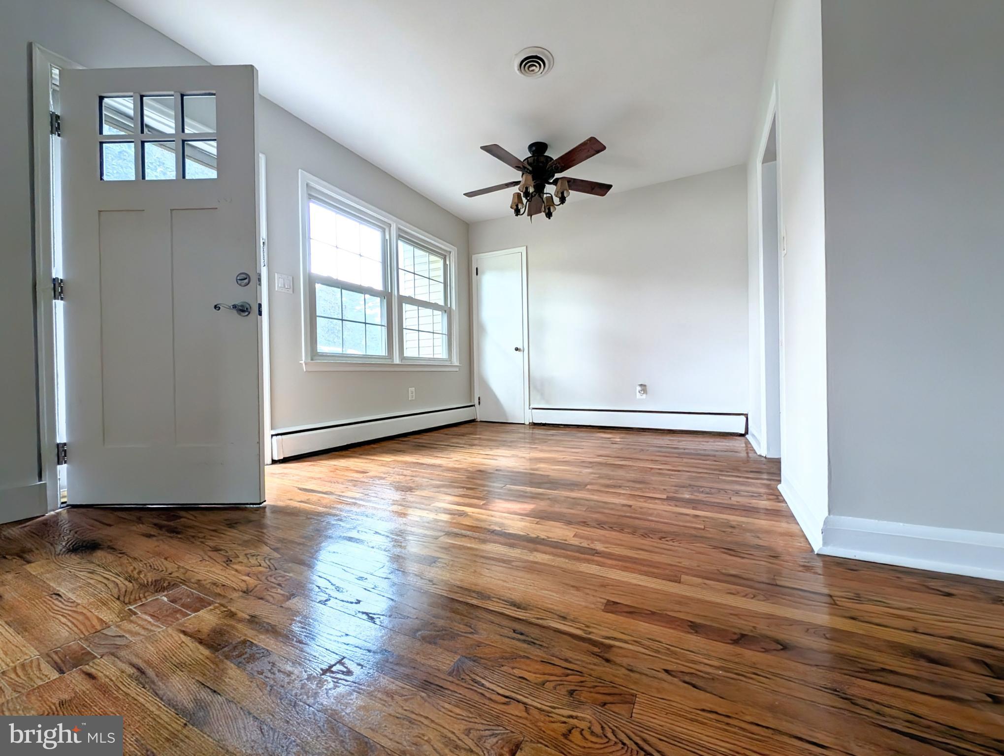 PERRYVILLE - Residential