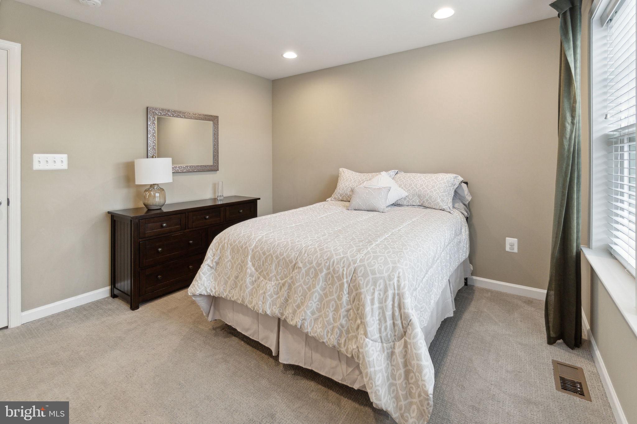 CABIN BRANCH - Residential