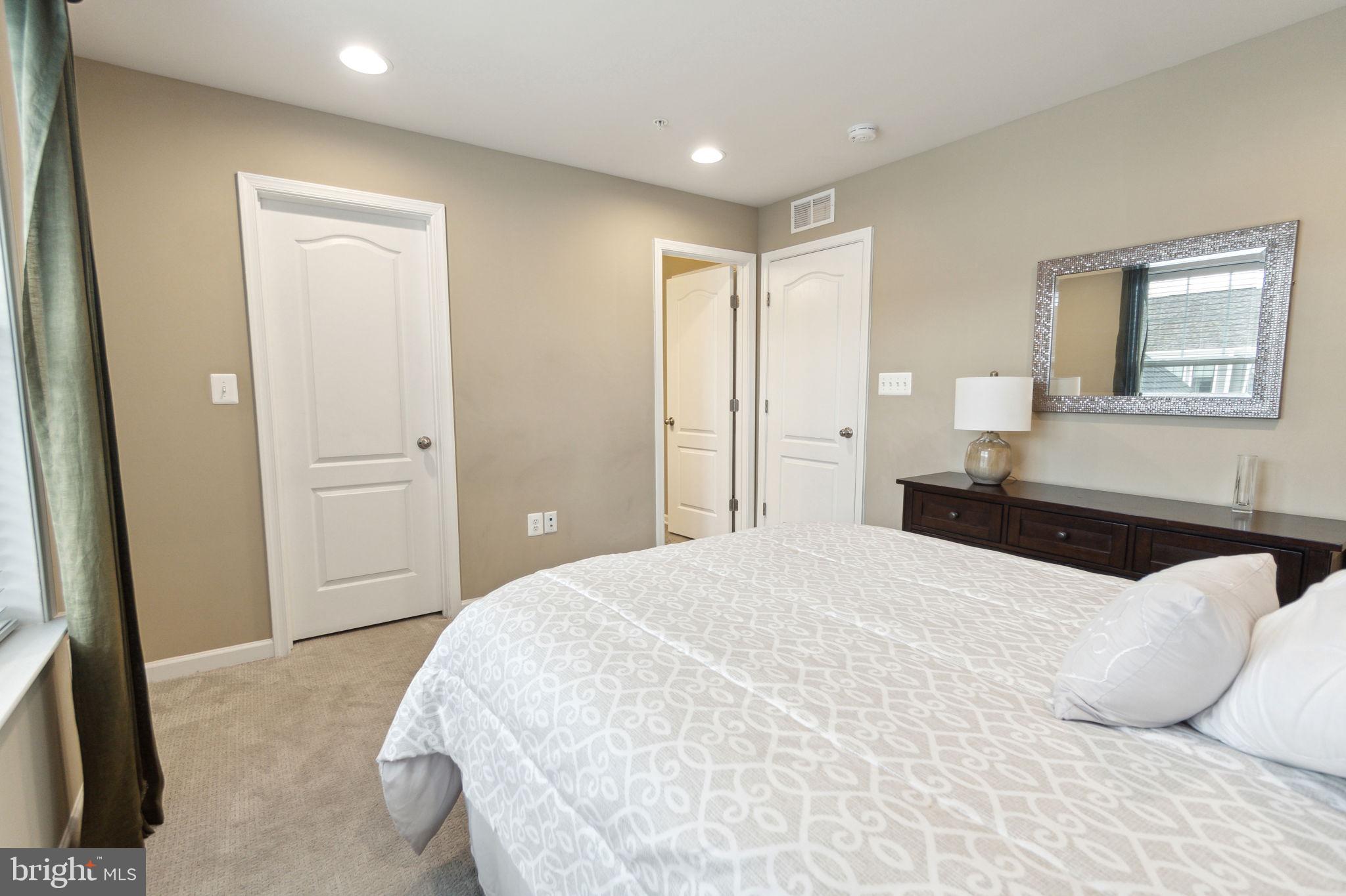 CABIN BRANCH - Residential