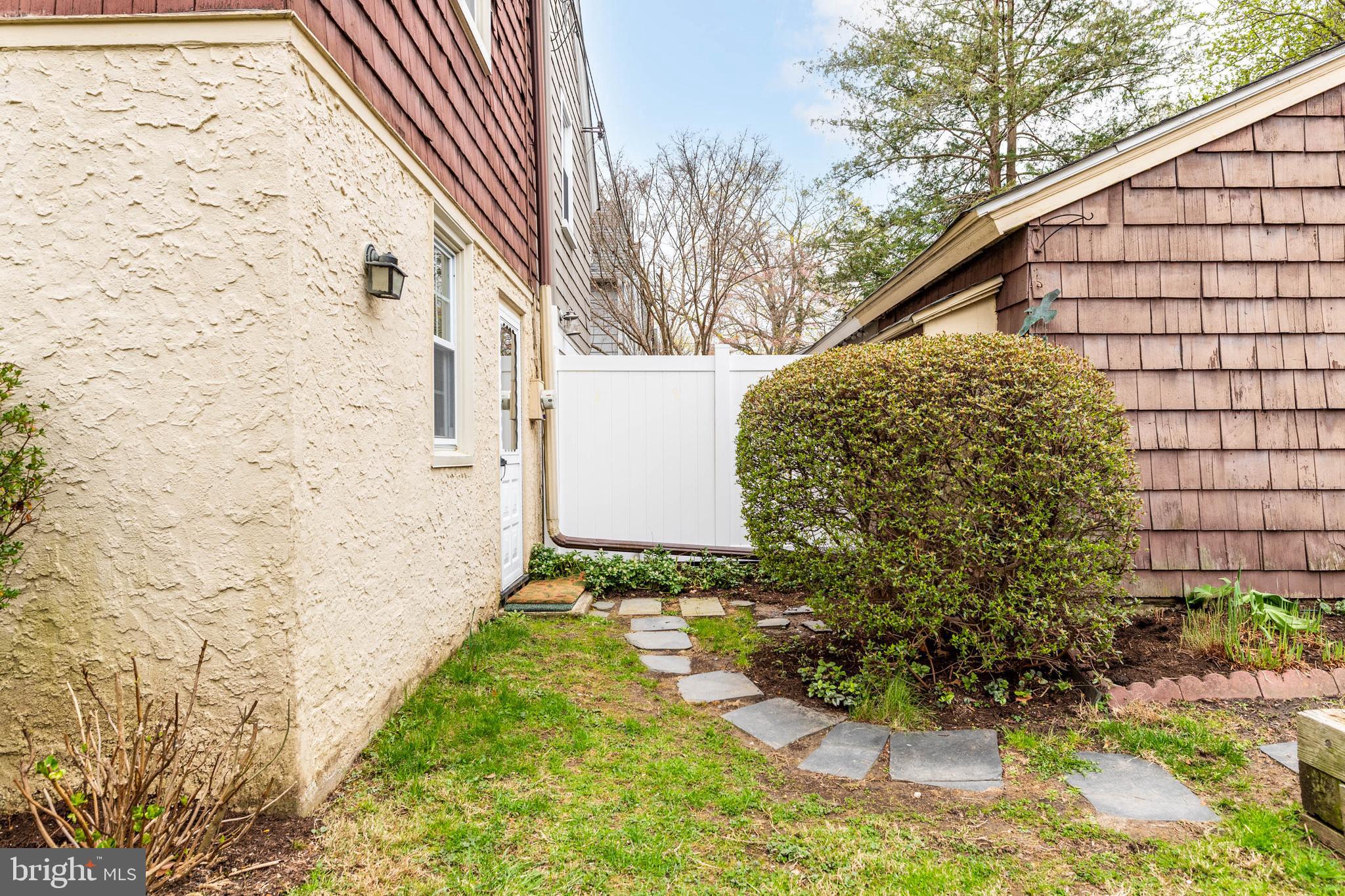 PENN WYNNE - Residential