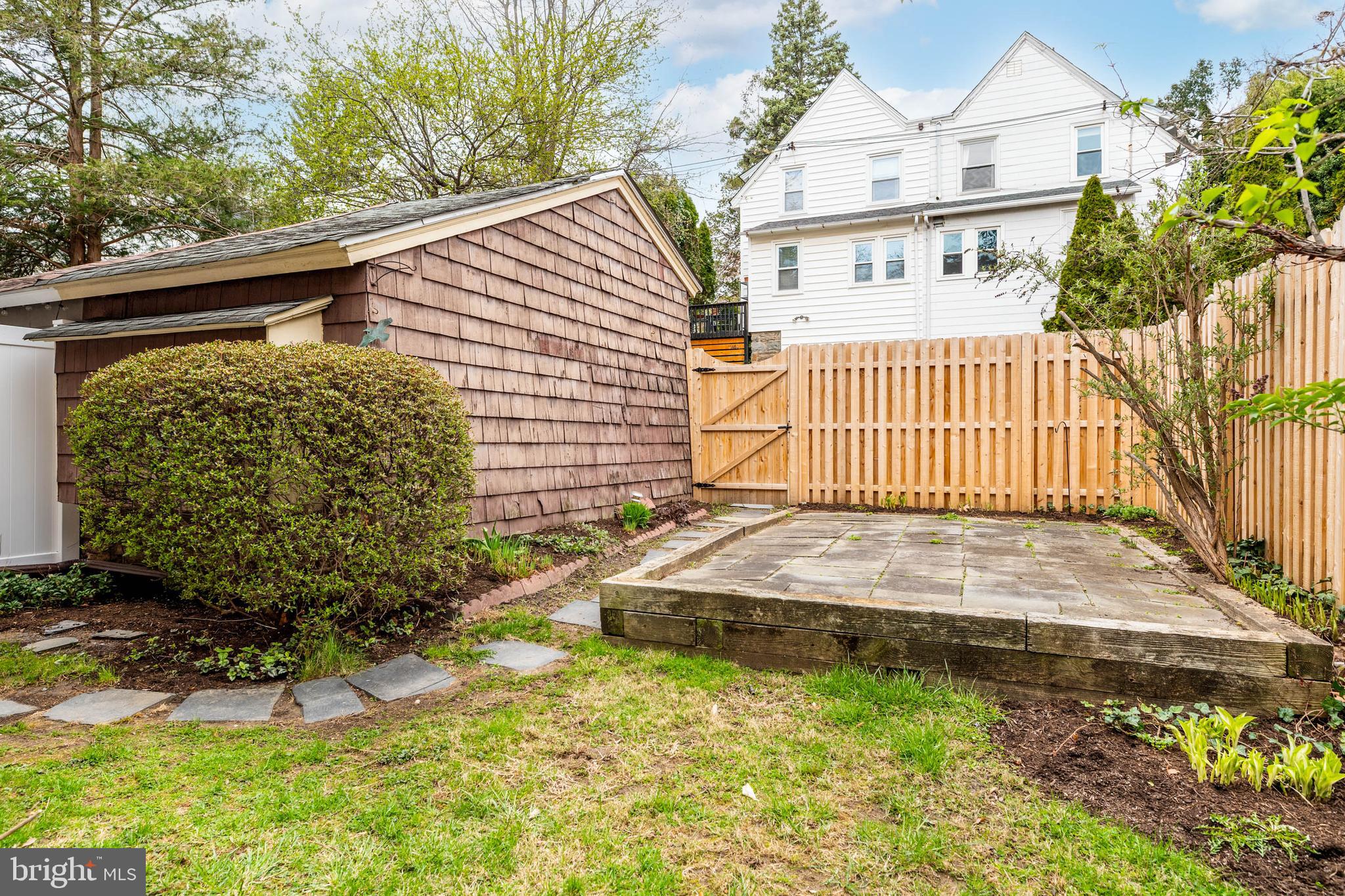 PENN WYNNE - Residential