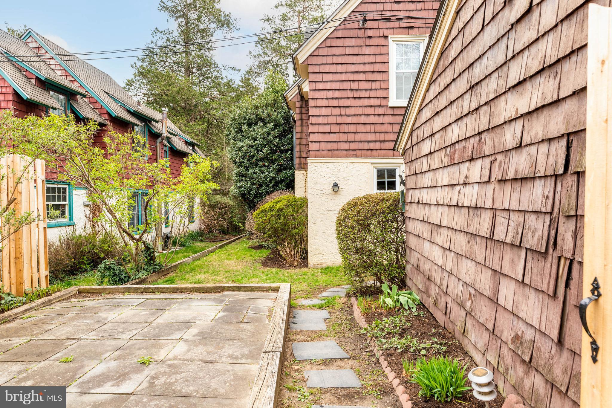 PENN WYNNE - Residential