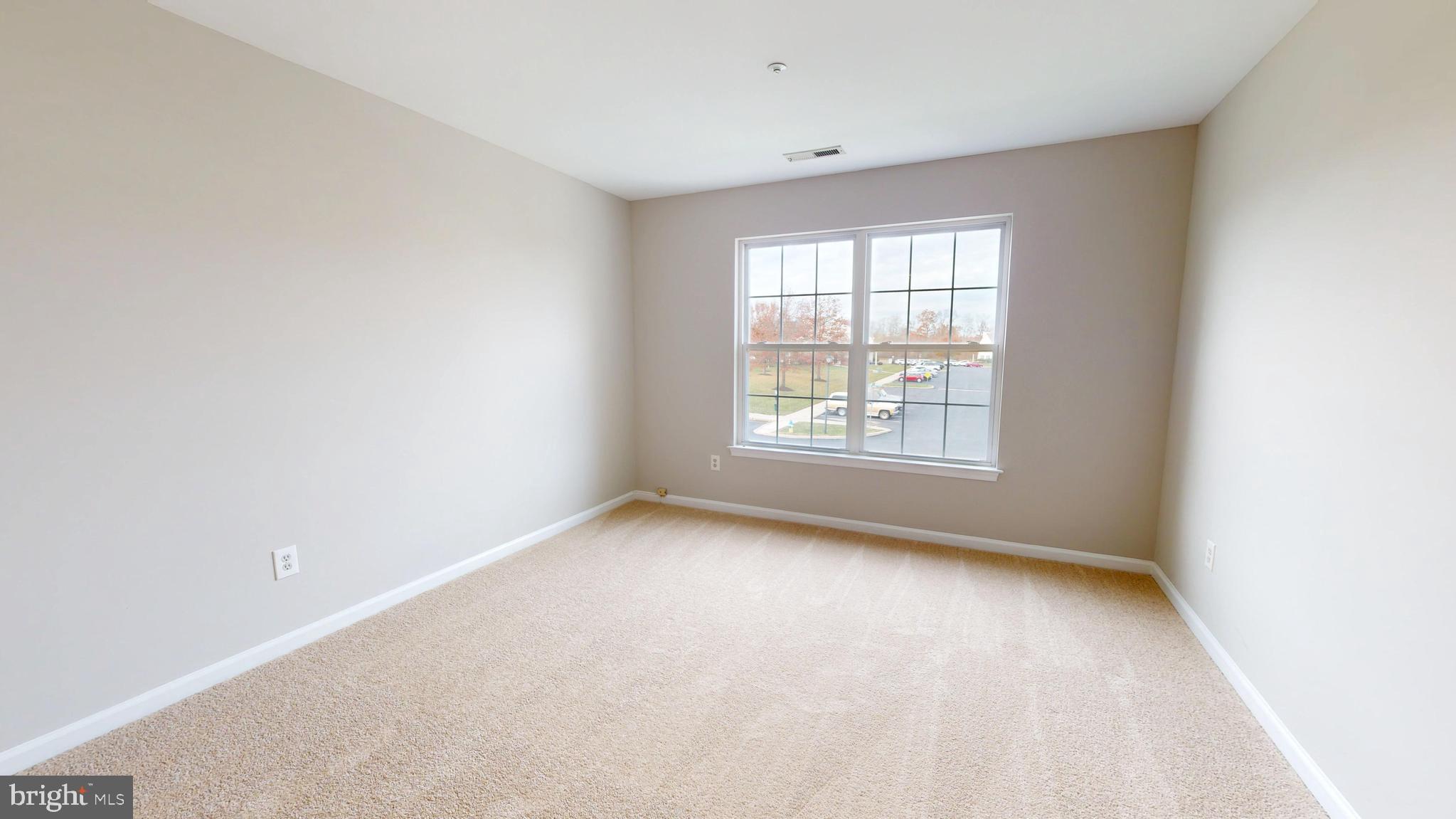 WALNUT BANK FARMS - Residential