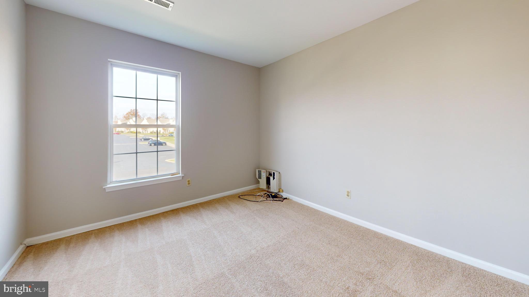 WALNUT BANK FARMS - Residential