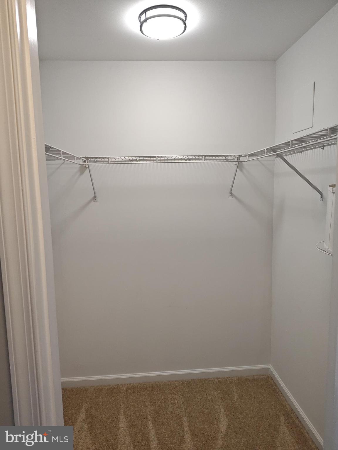 WALNUT BANK FARMS - Residential