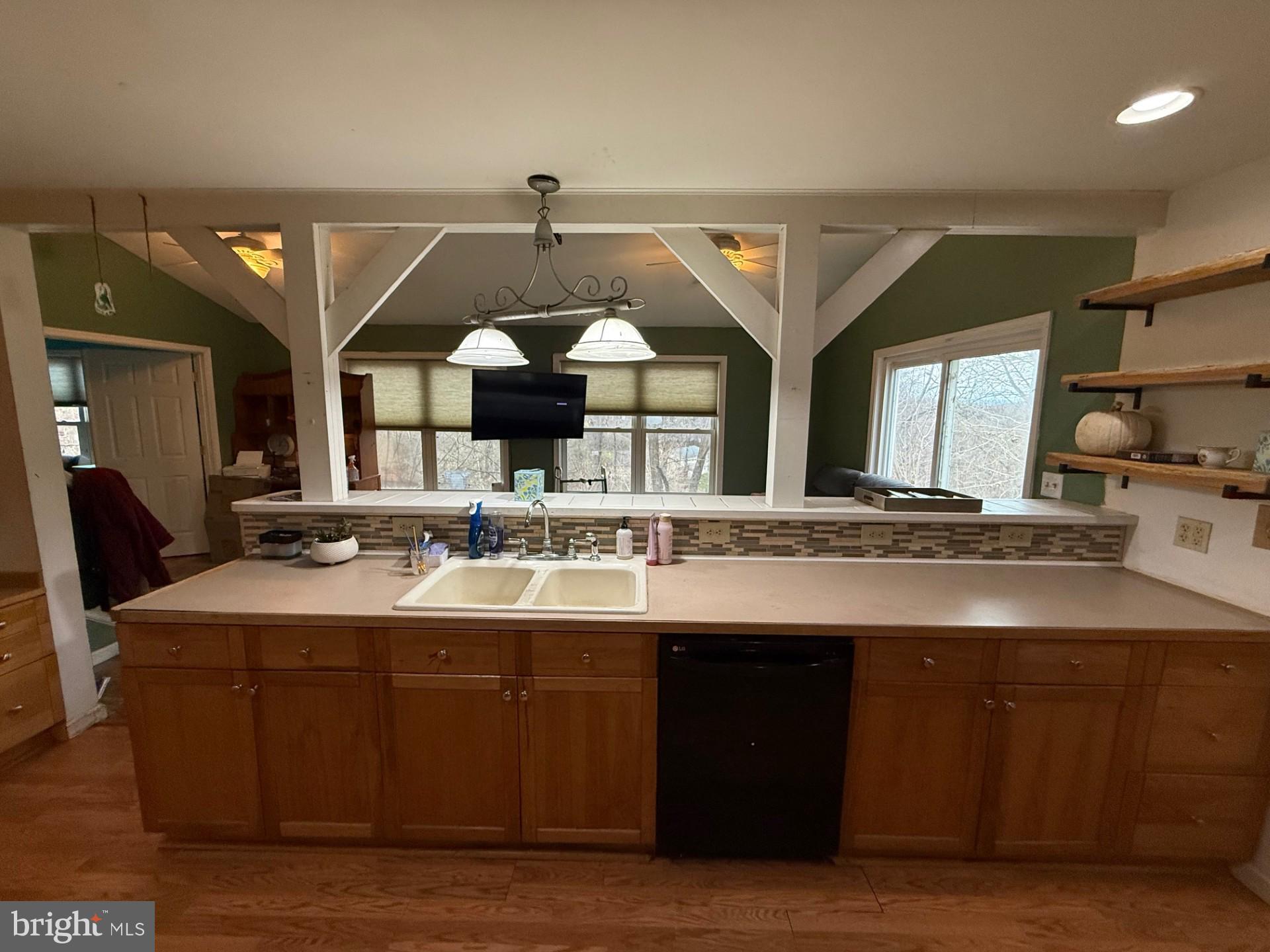 APPLE MT LAKE - Residential