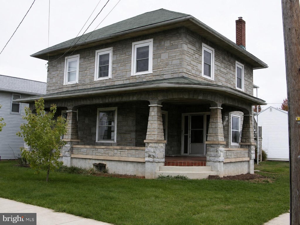 Photo of 112 N Strawberry Street, FREDERICKSBURG, PA 17026 (MLS # PALN2028370)