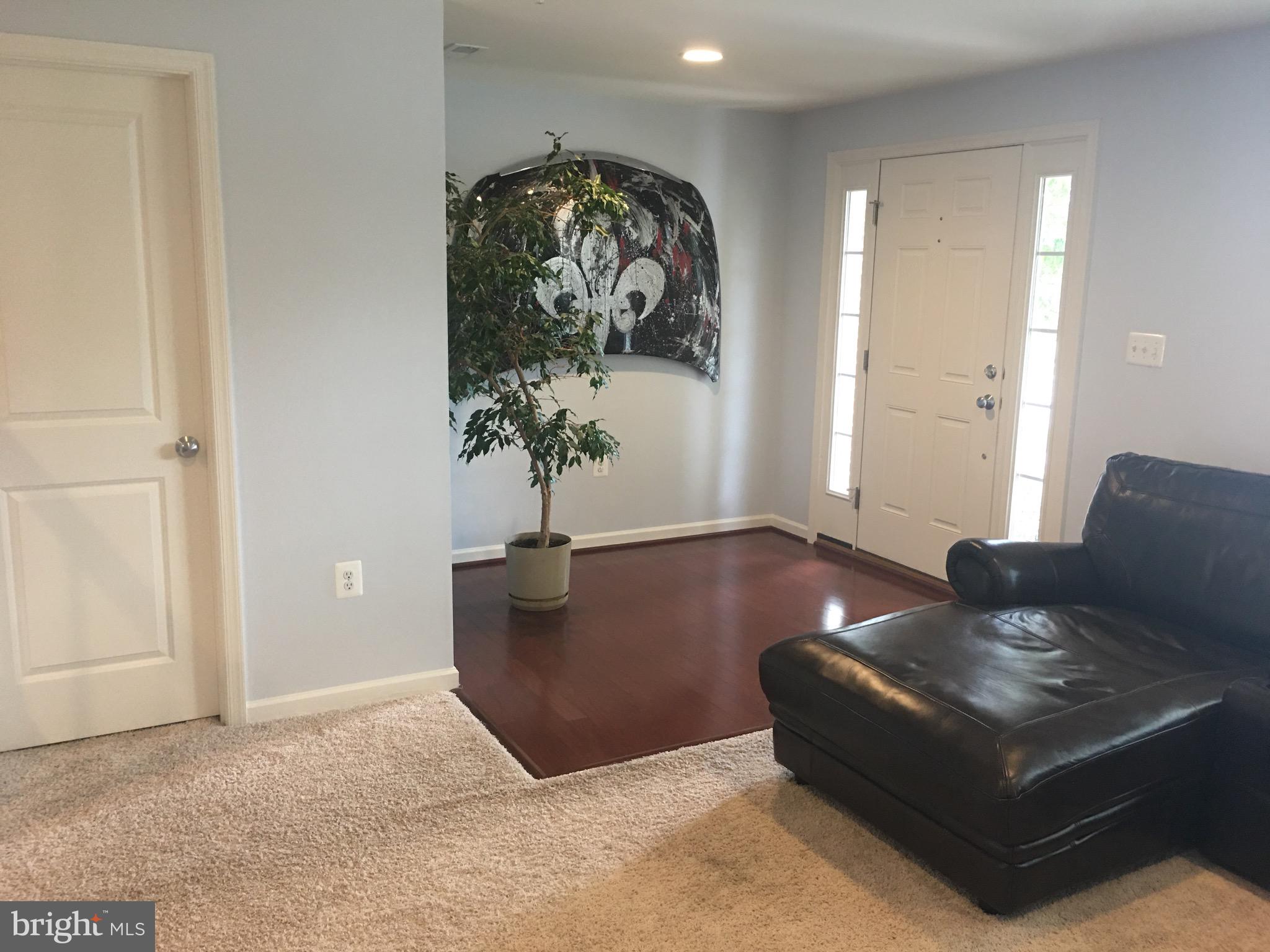 POPLAR RUN - Residential