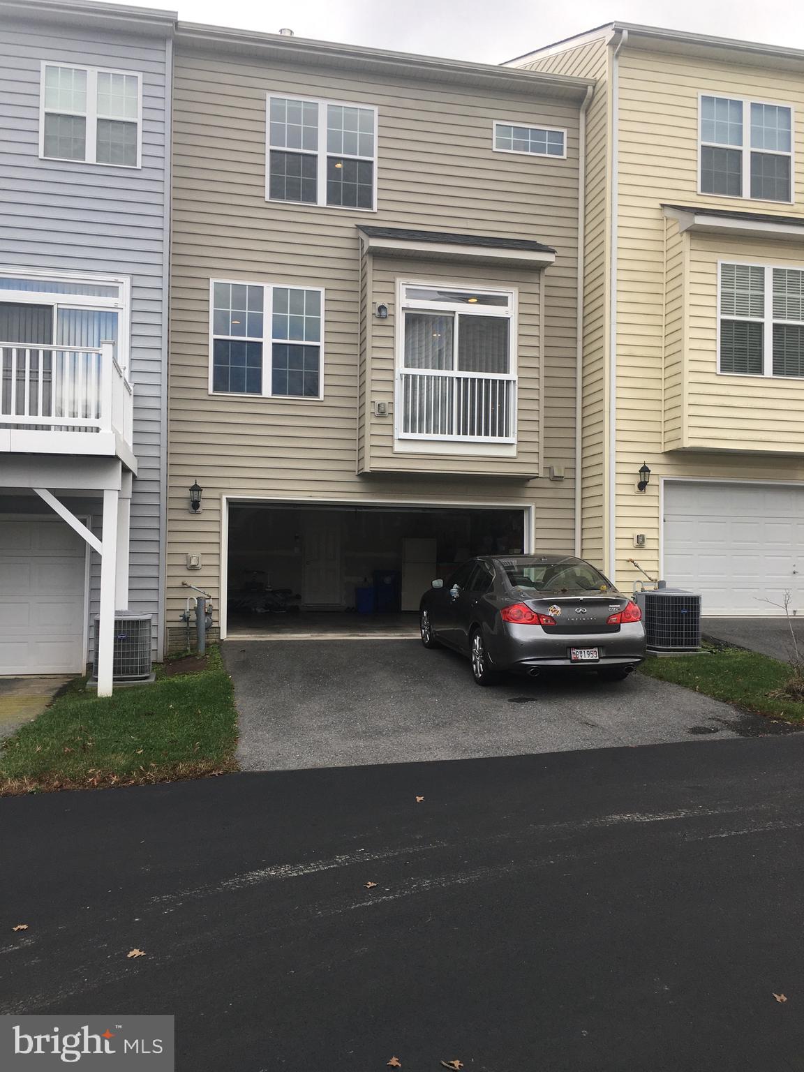 POPLAR RUN - Residential